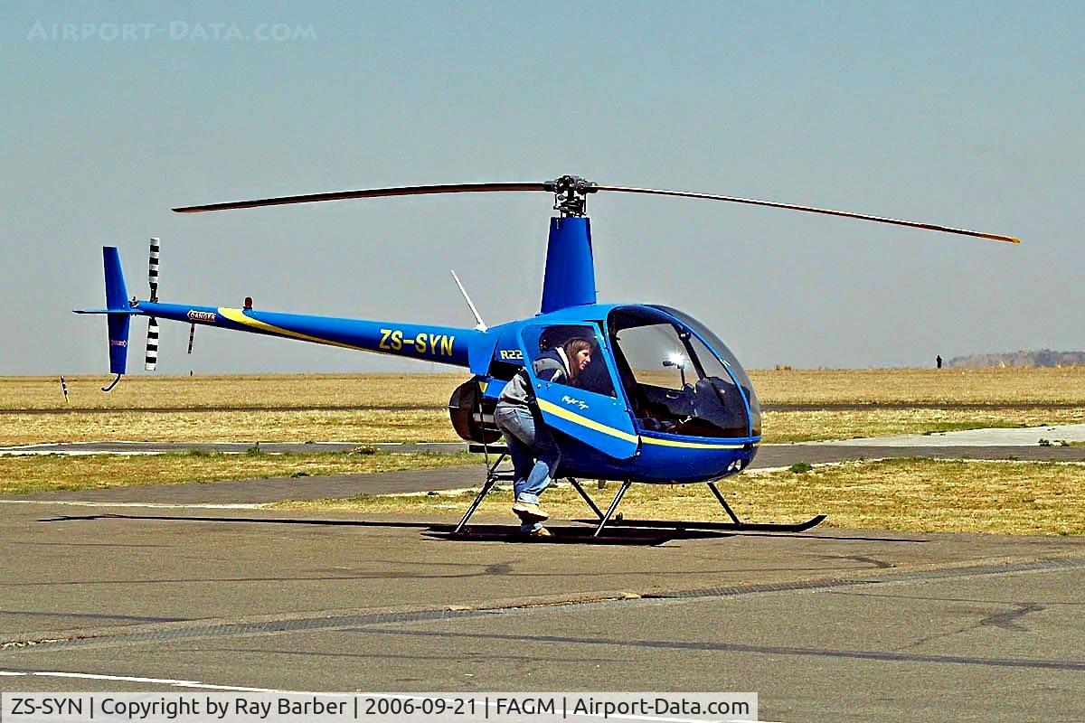 ZS-SYN, 2006 Robinson R22 Beta II C/N 4055, Robinson R-22 Beta II [4055] Rand~ZS 21/09/2006. Wrecked during a spraying operation near Eshowe Kwazulu-Natal~ZS 2008-05-15.