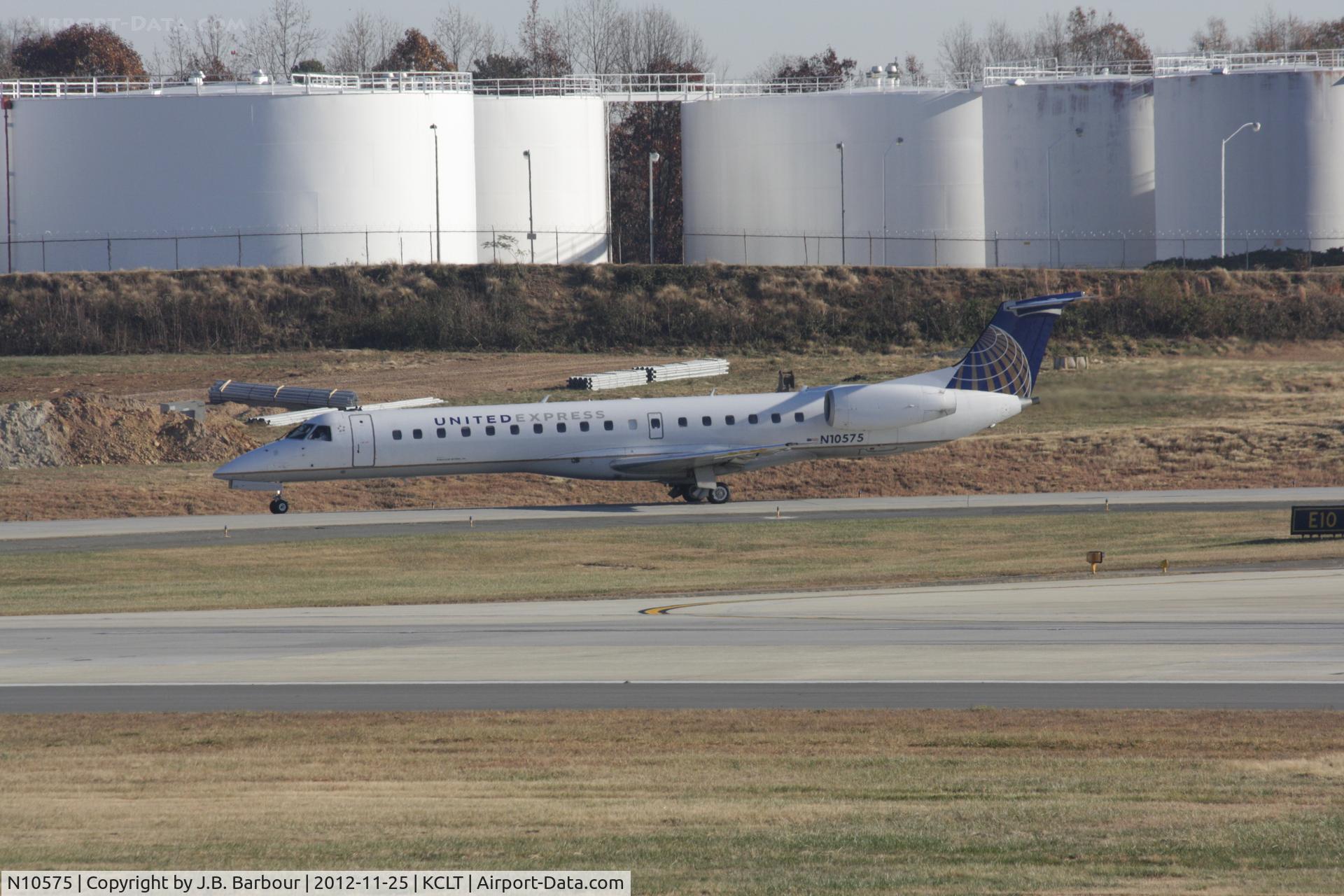 N10575, 2002 Embraer ERJ-145LR (EMB-145LR) C/N 145640, UNITED EXPRESS