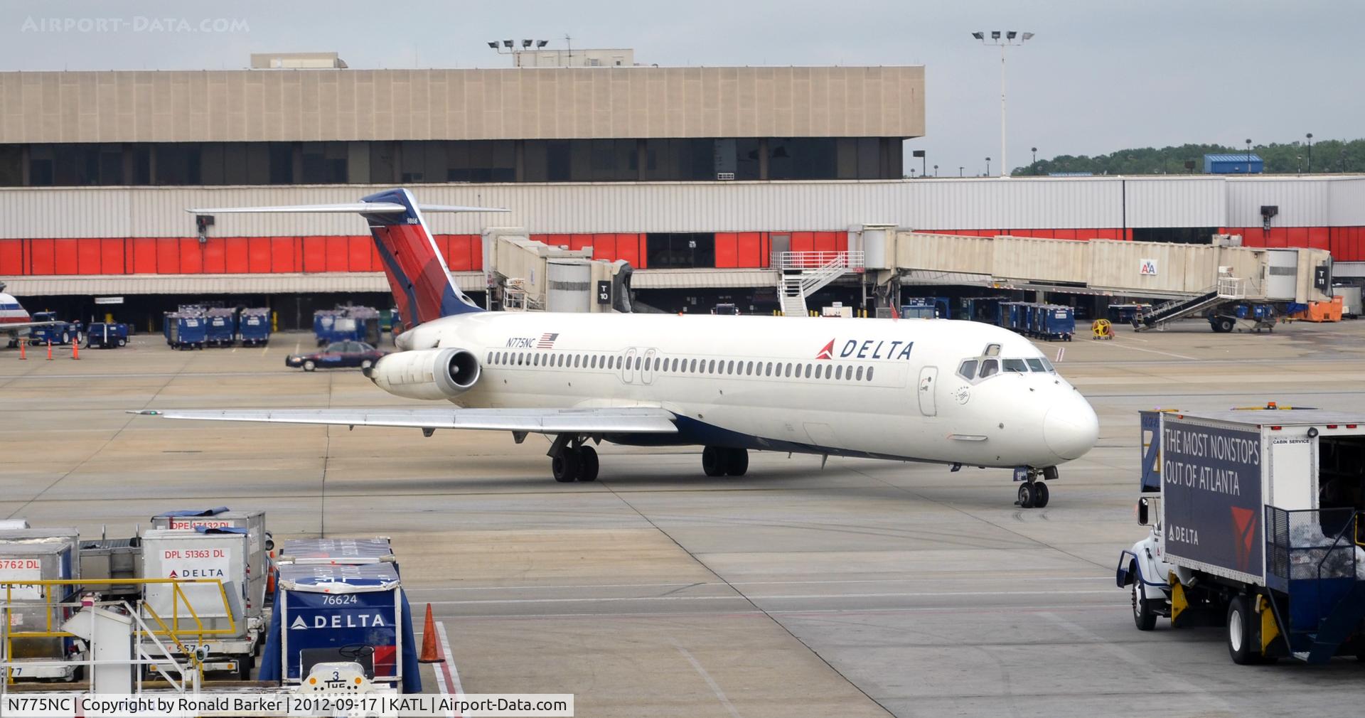 N775NC, 1979 McDonnell Douglas DC-9-51 C/N 47785, Taxi ATL