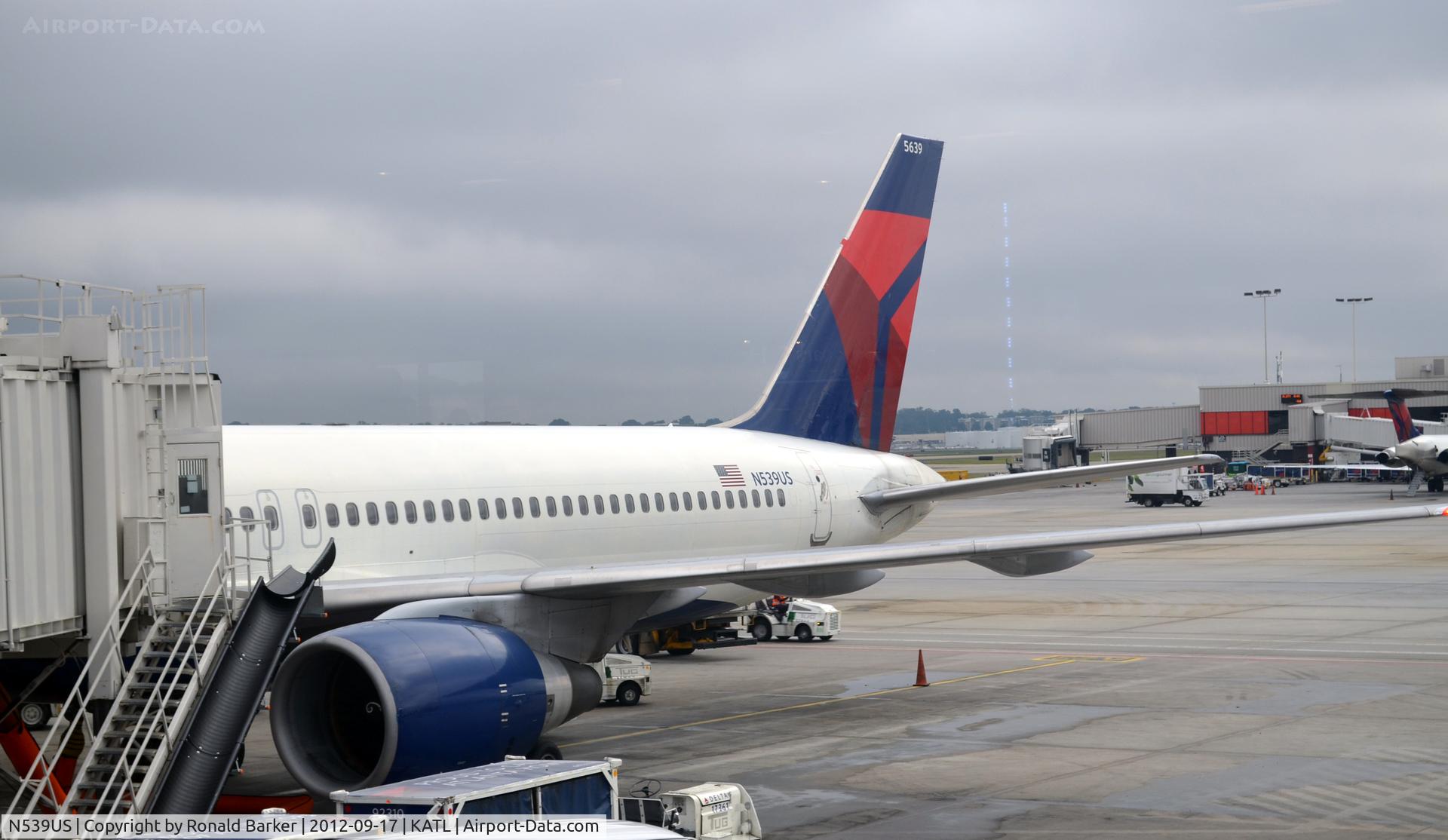 N539US, 1996 Boeing 757-251 C/N 26486, Atlanta