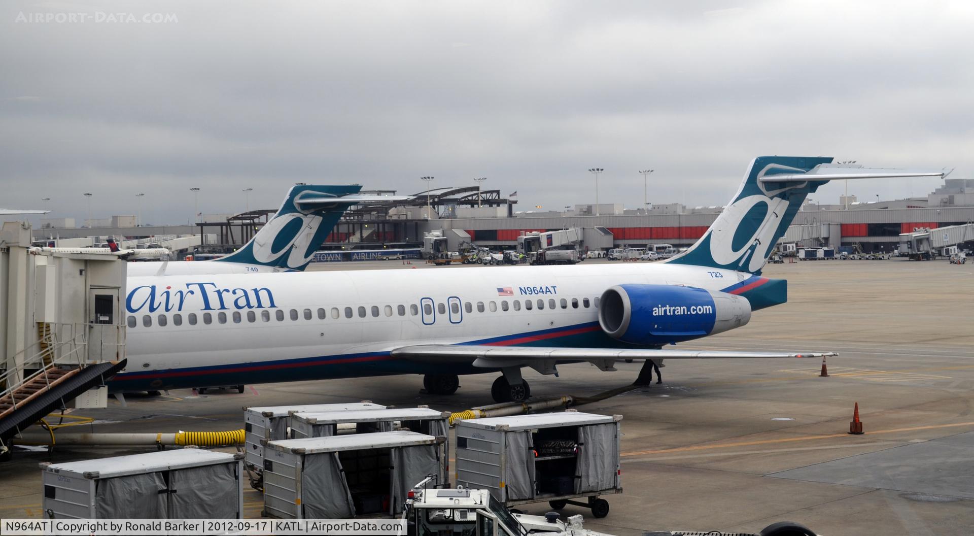 N964AT, 2001 Boeing 717-200 C/N 55025, Atlanta