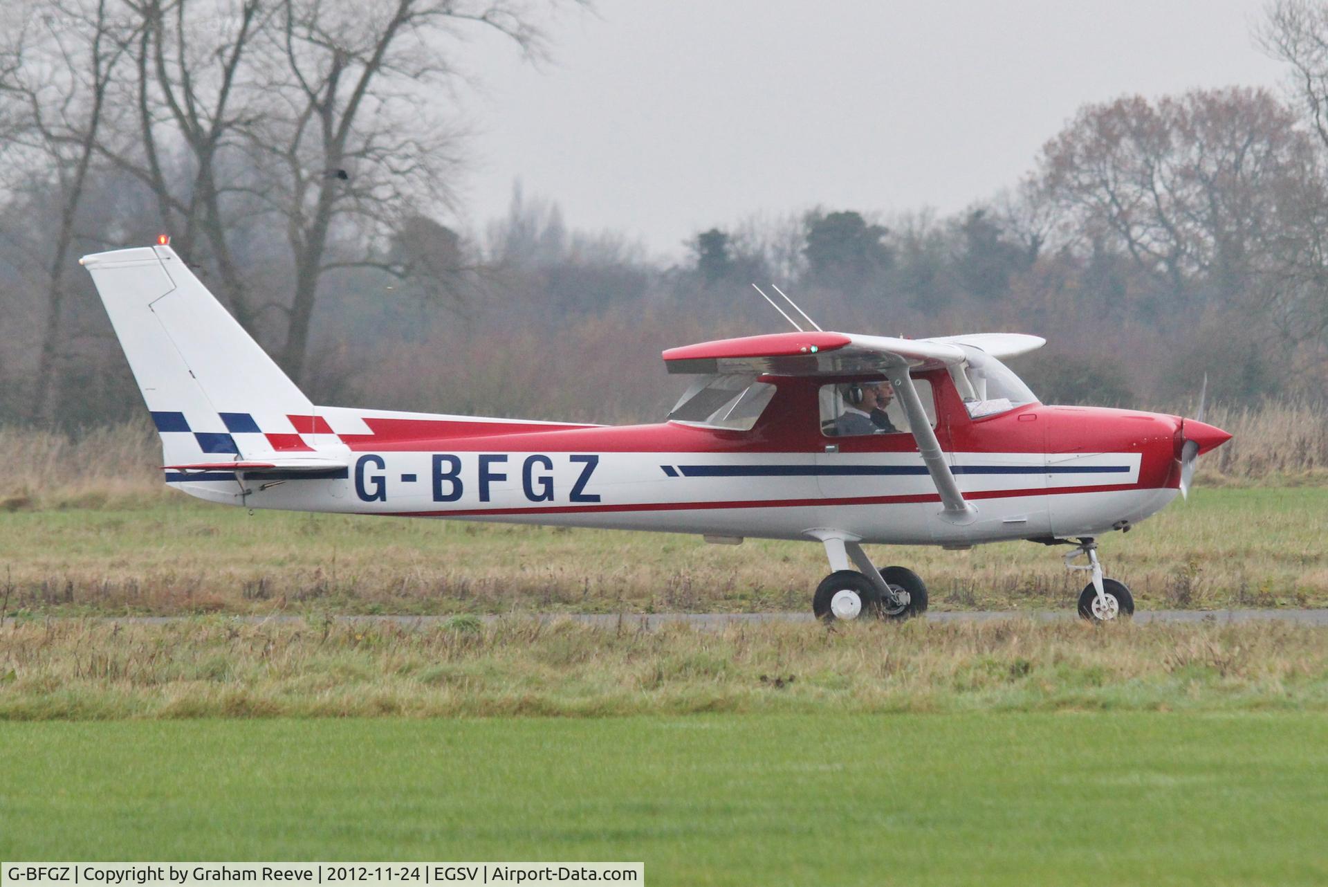 G-BFGZ, 1977 Reims FRA150M Aerobat C/N 0329, Landing at Old Buckenham.