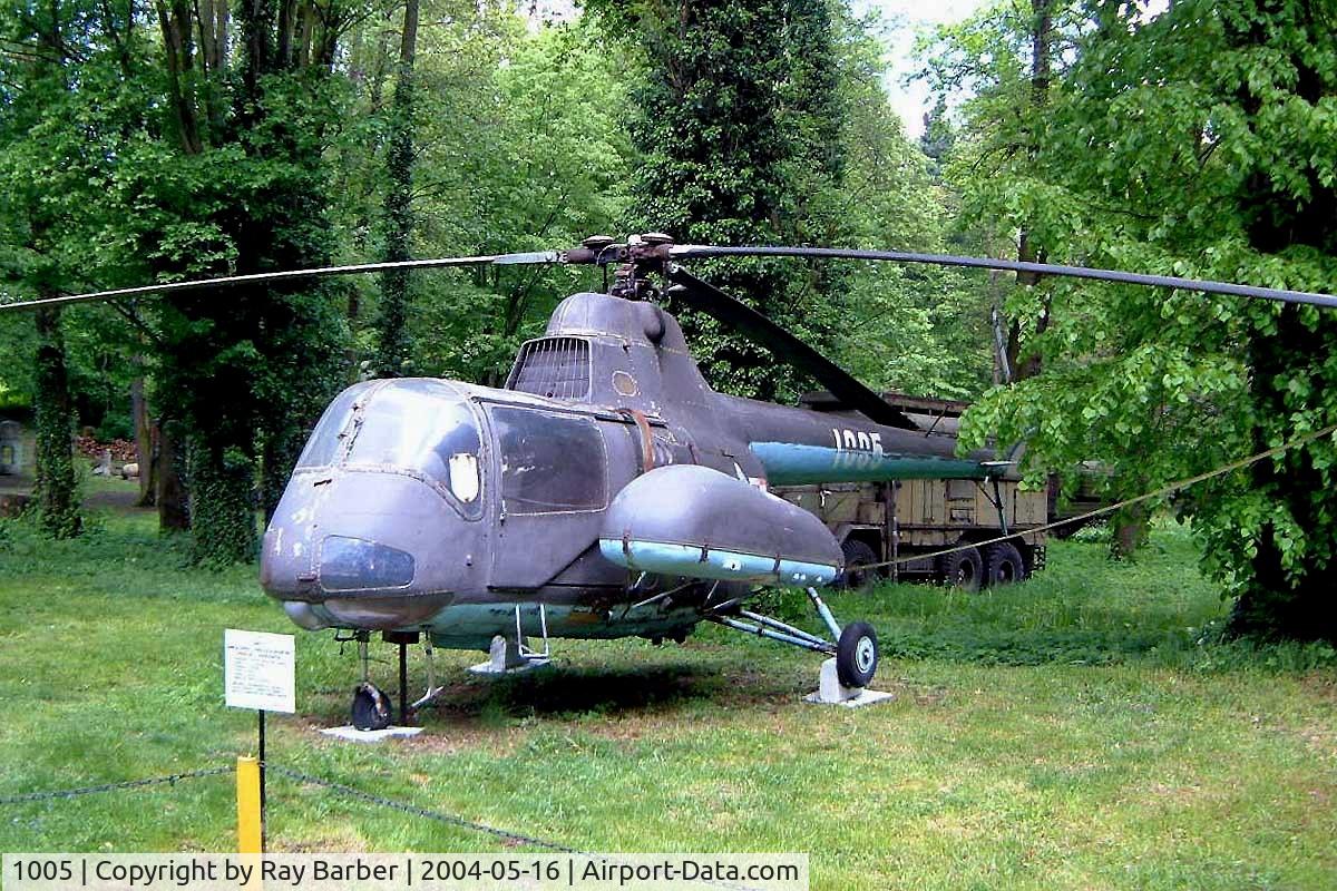 1005, PZL-Swidnik SM-2 C/N S2-01005, PZL-Swidnik SM-2 [S2-01005] Drzonow-Lubuskie~SP 16/05/2004