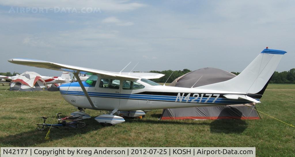 N42177, 1968 Cessna 182L Skylane C/N 18258887, EAA AirVenture 2012