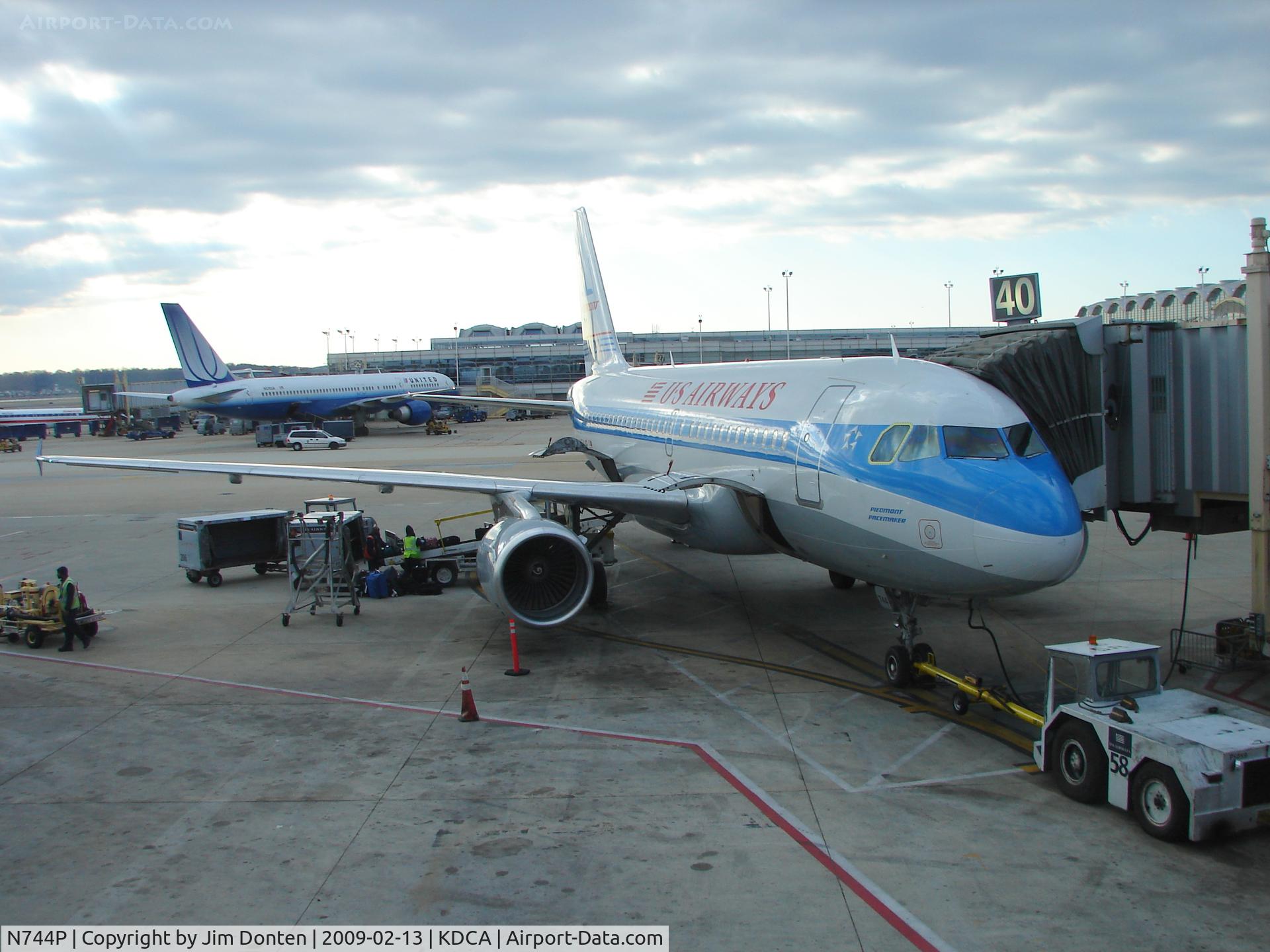 N744P, 2000 Airbus A319-112 C/N 1287, US Air Flight 1678 