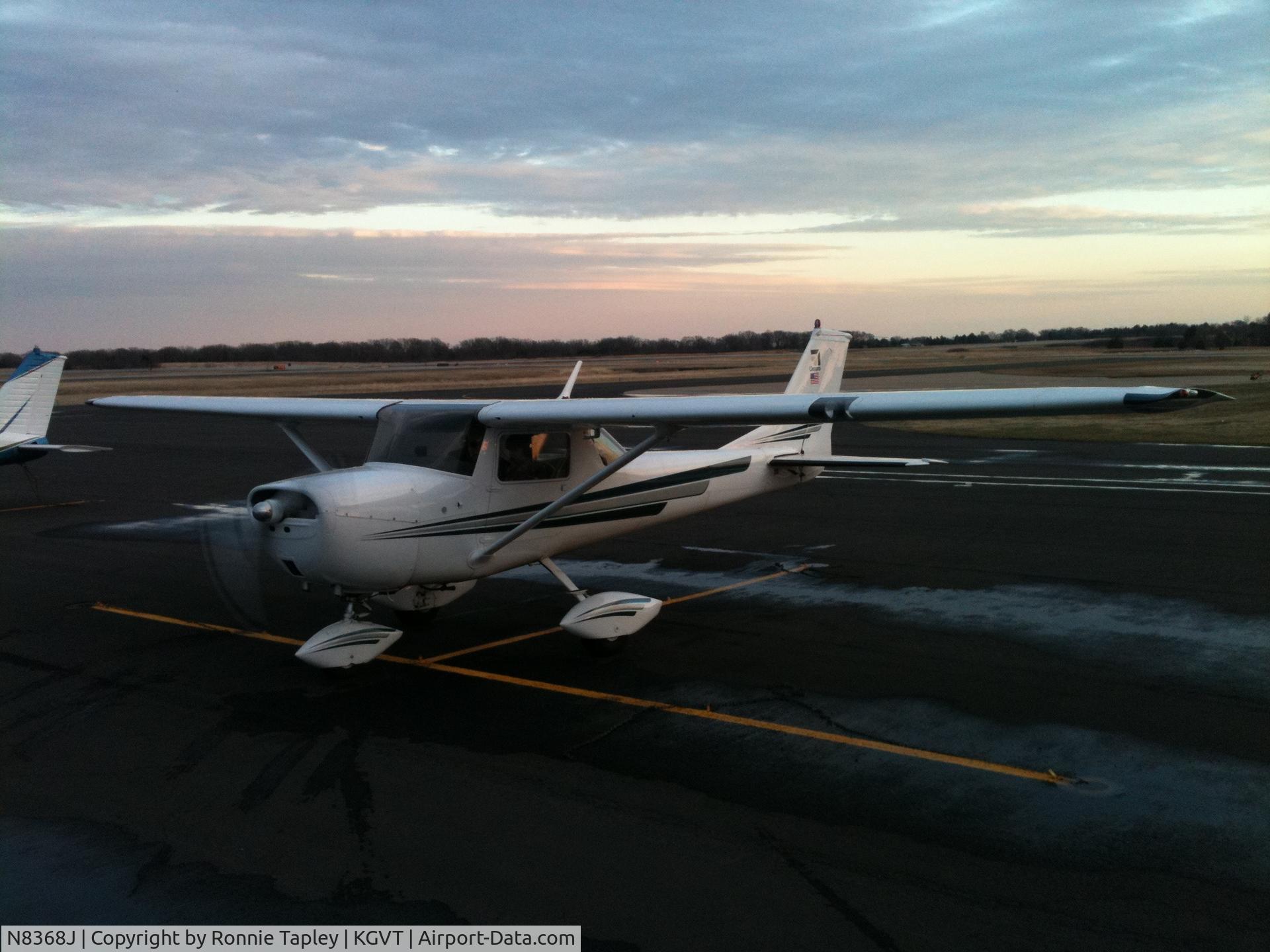 N8368J, 1967 Cessna 150G C/N 15066268, Cold day.