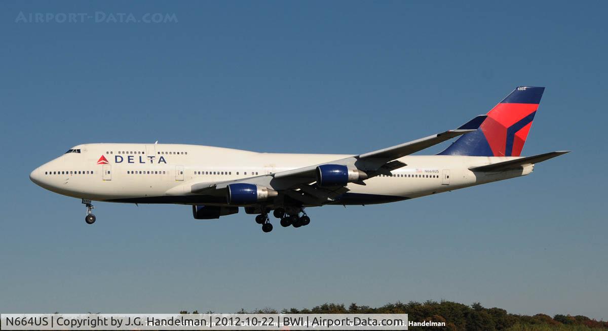 N664US, 1989 Boeing 747-451 C/N 23819, on final