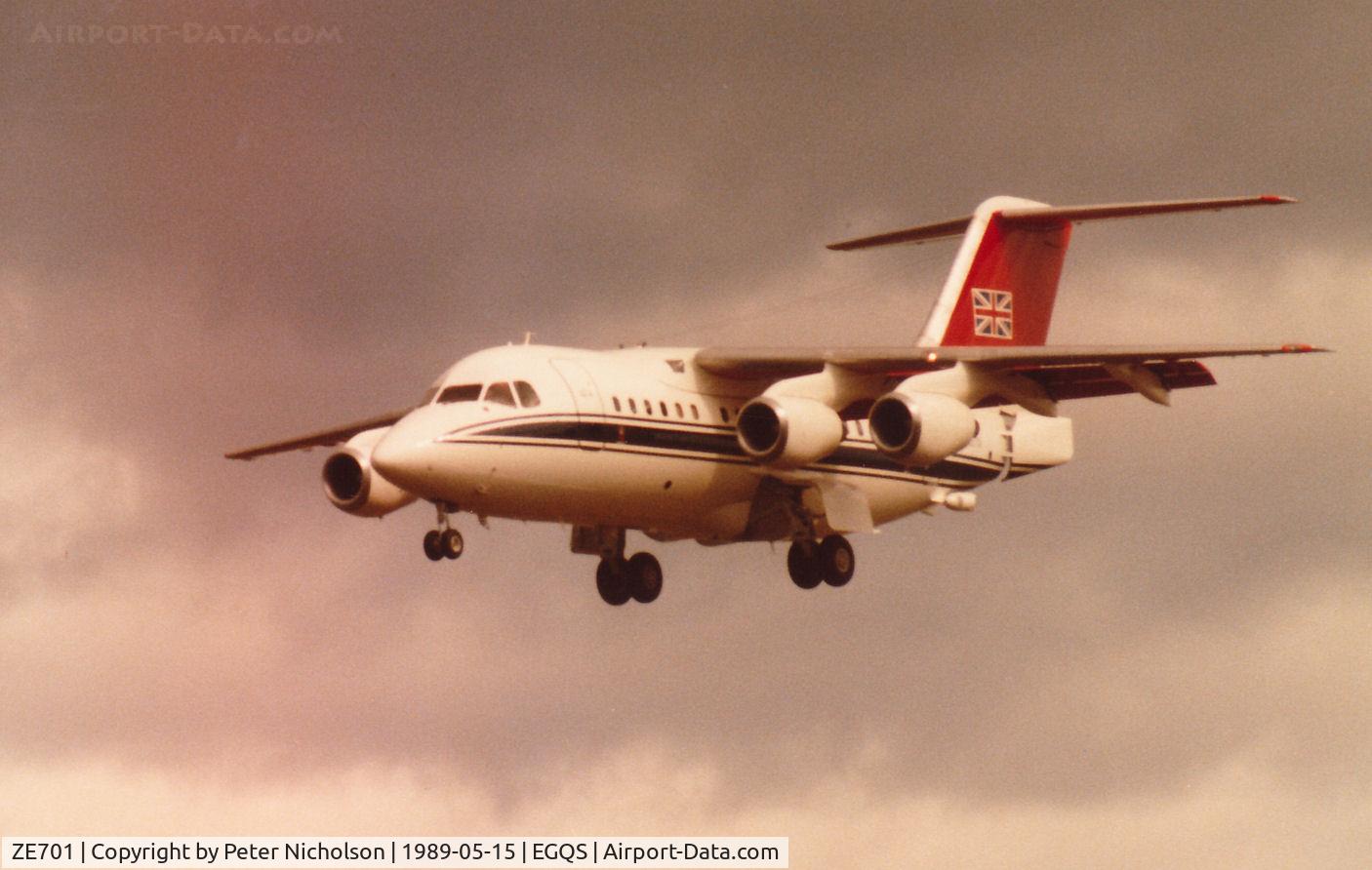 ZE701, 1985 British Aerospace BAe.146 CC.2 C/N E1029, BAe.146 CC.2 of the Queen's Flight at RAF Northolt on final approach to Runway 23 at RAF Lossiemouth in the Summer of 1989.