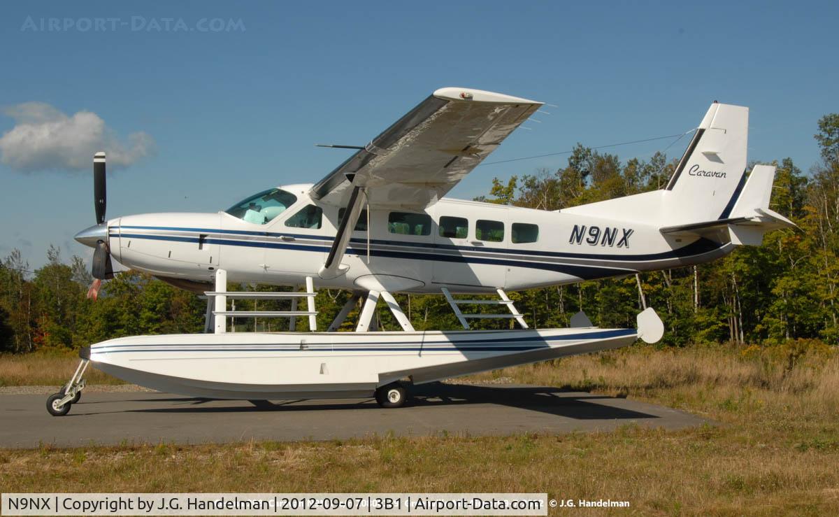 N9NX, Cessna Caravan Amphibian C/N 20800129, at Greenville ME