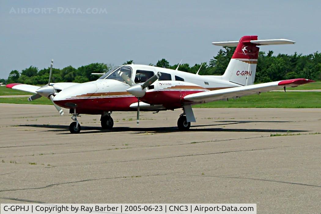 C-GPHJ, 1980 Piper PA-44-180 Seminole C/N 44-8095006, Piper PA-44-180 Seminole [44-8095006] Brampton~C 23/06/2005