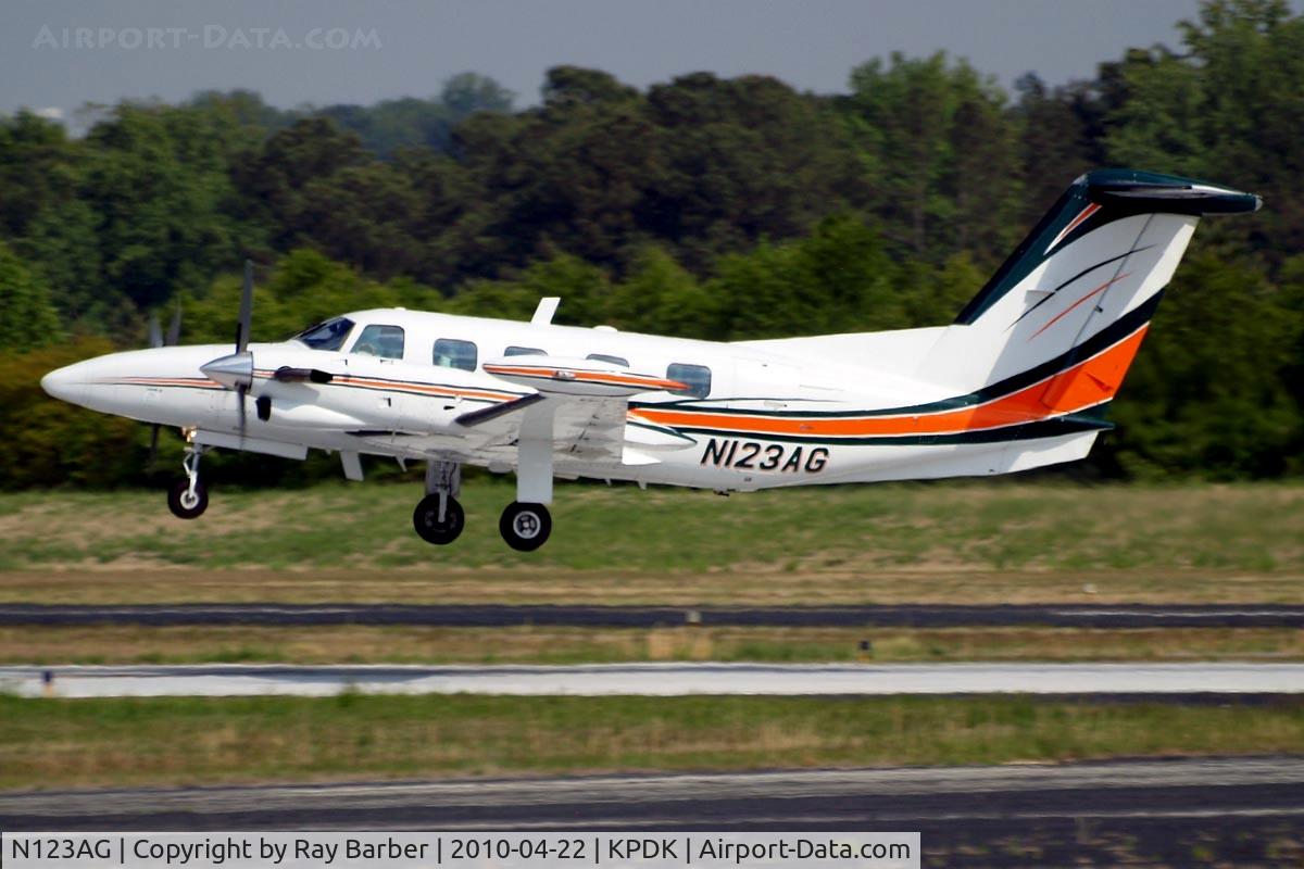 N123AG, 1981 Piper PA-42 Cheyenne III C/N 42-8001031, Piper PA-42 Cheyenne III [42-8001031] Atlanta-Dekalb Peachtree~N  22/04/2010.