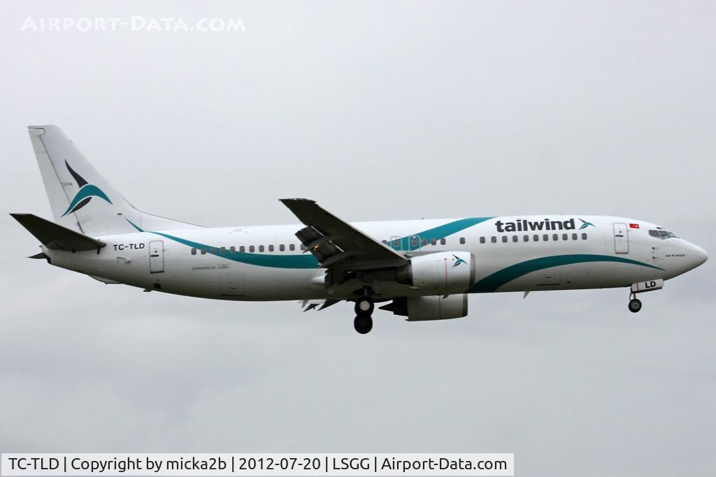 TC-TLD, 1996 Boeing 737-4Q8 C/N 28199, Landing