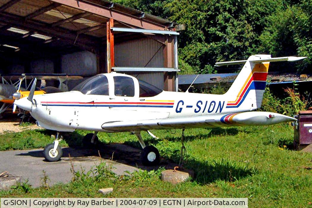 G-SION, 1981 Piper PA-38-112 Tomahawk Tomahawk C/N 38-81A0146, Piper PA-38-112 Tomahawk II [38-81A0146] Enstone~G 09/07/2004