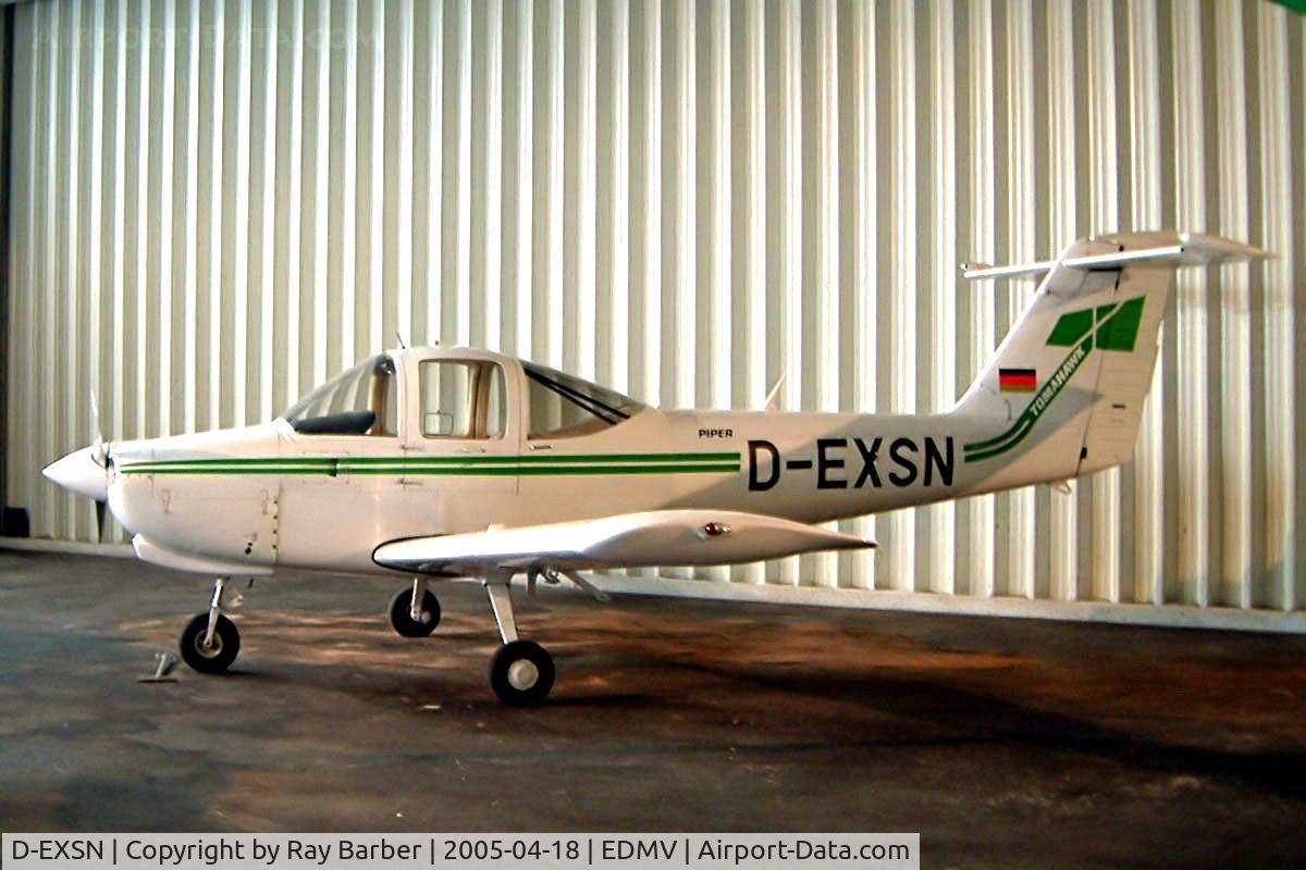 D-EXSN, 1978 Piper PA-38-112 Tomahawk Tomahawk C/N 38-78A0463, Piper PA-38-112 [38-78A0463] Vilshofen~D 18/04/2005 Short lived registration since become OH-PTC.