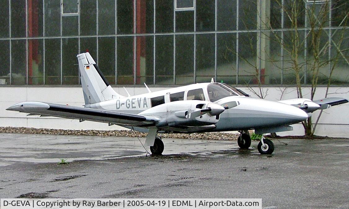 D-GEVA, Piper PA-34-200 C/N 34-7250165, Piper PA-34-200 Seneca [34-7250165] Landshut~D 19/04/2005
