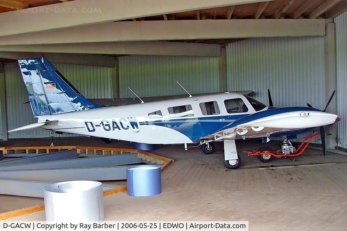D-GACW, Piper PA-34-220T C/N 3433152, Piper PA-34-220T Seneca III [3433152] Osnabruck/Atterheide~D 25/05/2006