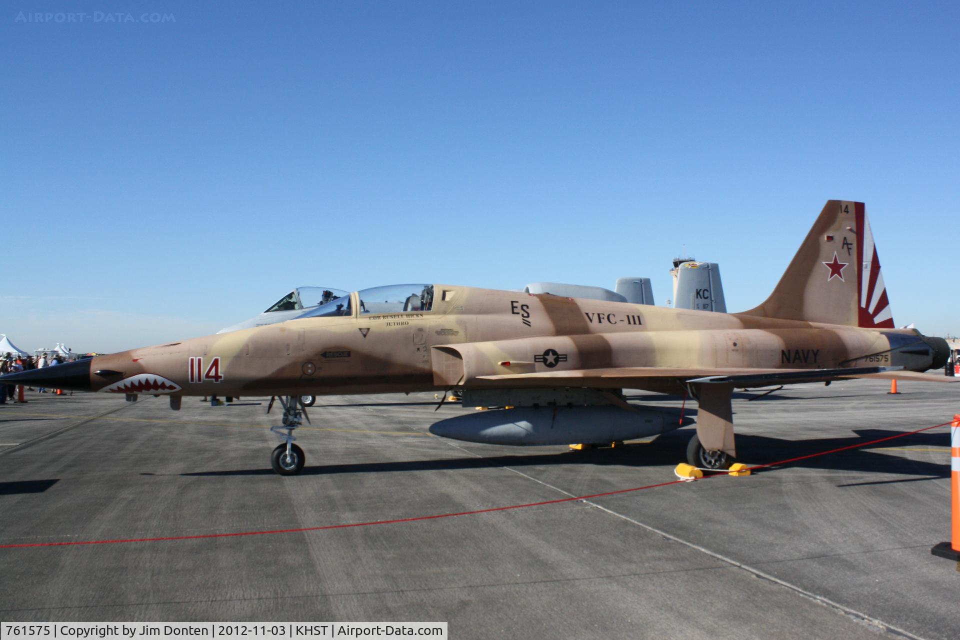 761575, 1976 Northrop F-5N Tiger II C/N L.1050, F-5 Tiger (761575) of the Composite Fighter Squadron 111 at Naval Air Station Key West sits on static display at Wings over Homestead