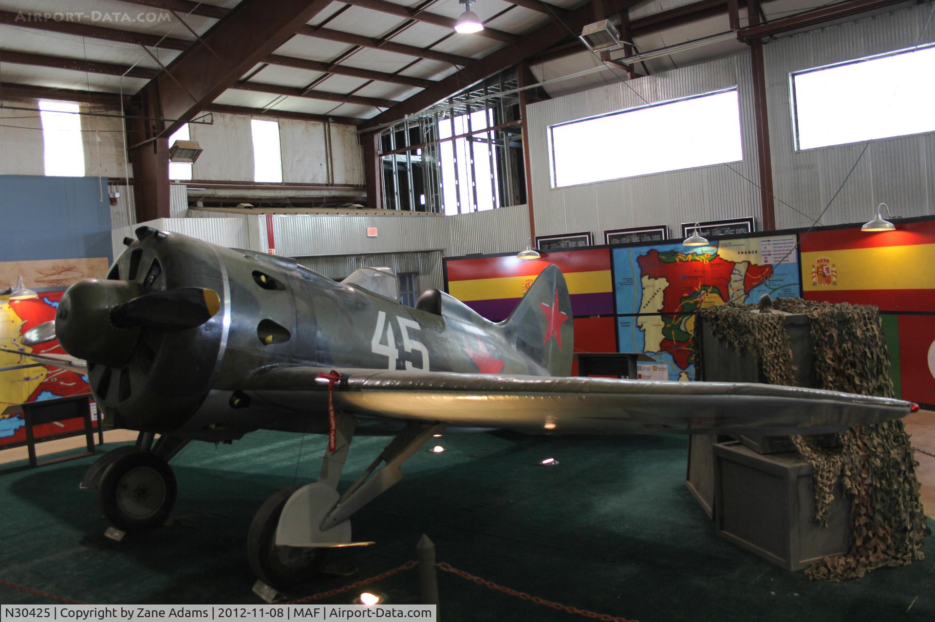 N30425, 1939 Polikarpov I-16 Type 24 C/N 2421645, At the Commemorative Air Force hangar - Mildand, TX