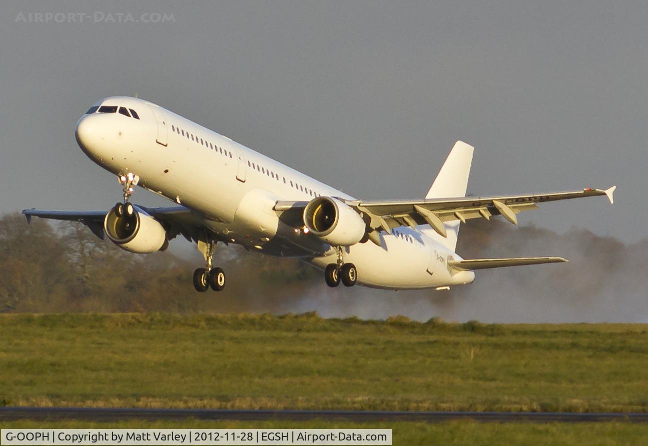 G-OOPH, 1998 Airbus A321-211 C/N 781, Climbing out of EGSH after spray by Air Livery.