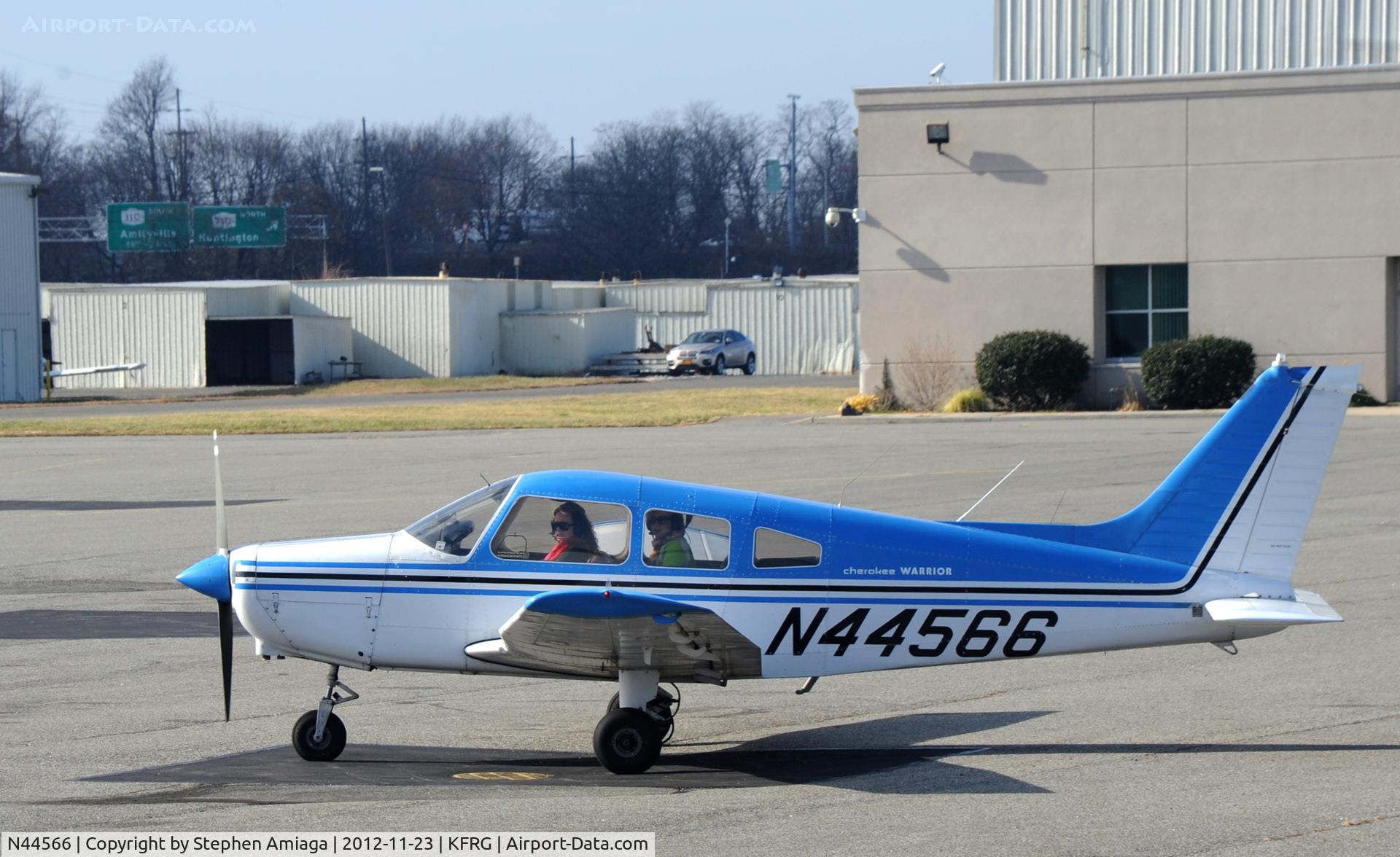 N44566, 1974 Piper PA-28-151 Cherokee C/N 28-7415668, Atlantic Ramp