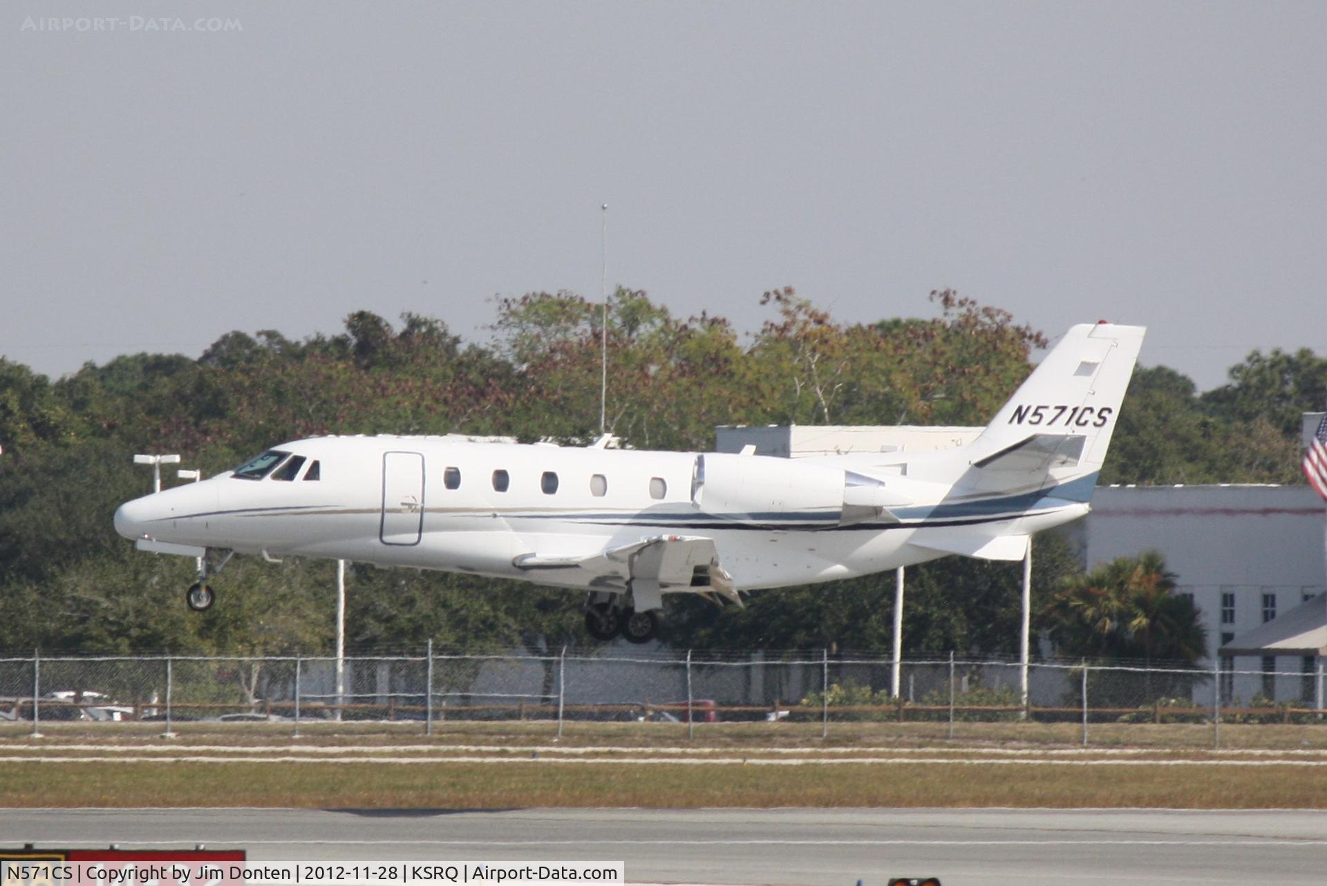 N571CS, 2007 Cessna 560XLS Citation Excel C/N 560-5680, Cessna Citation Excel (N571CS) arrives at Sarasota-Bradenton International Airport following a flight from Orlando International Airport
