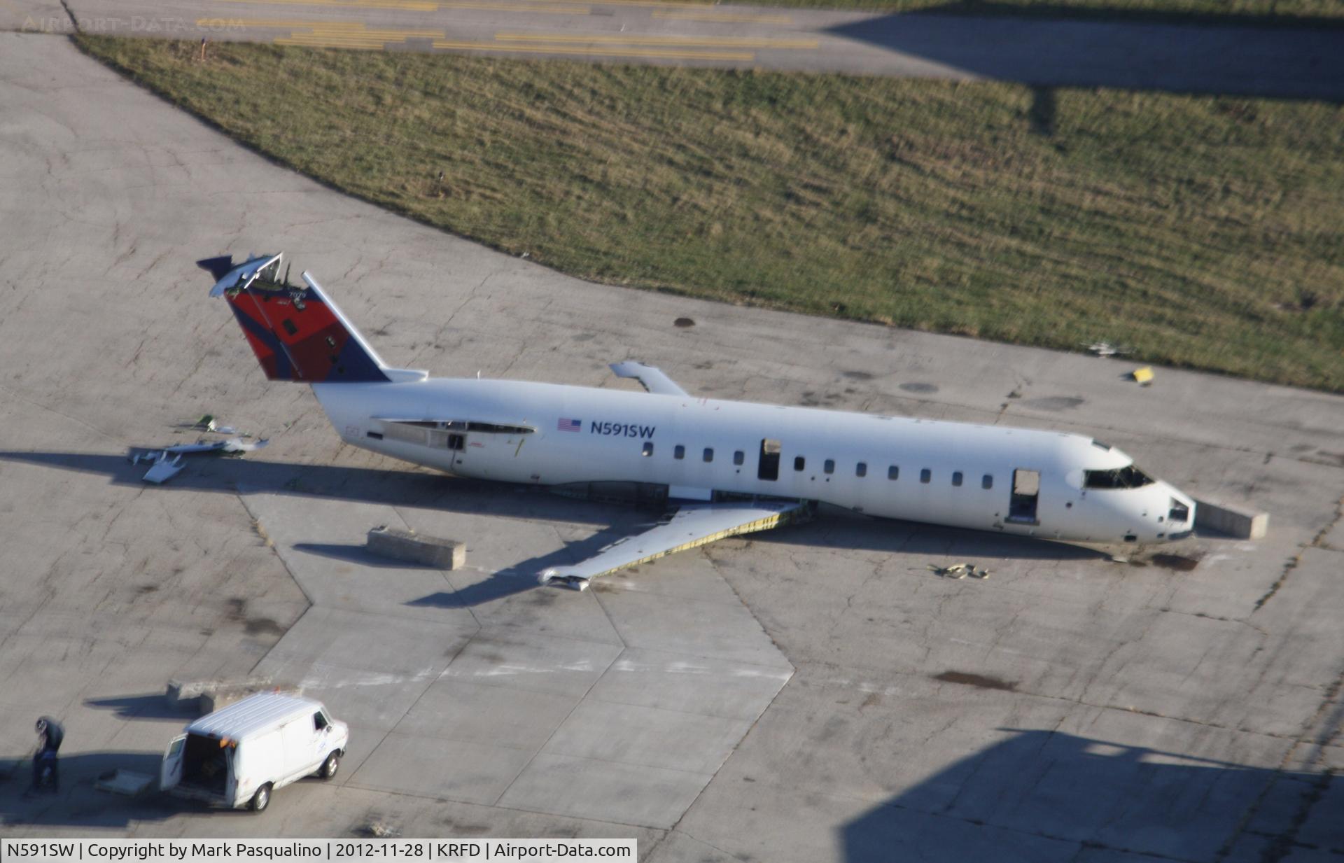 N591SW, 1995 Canadair CRJ-100ER (CL-600-2B19) C/N 7079, CL-600-2B19