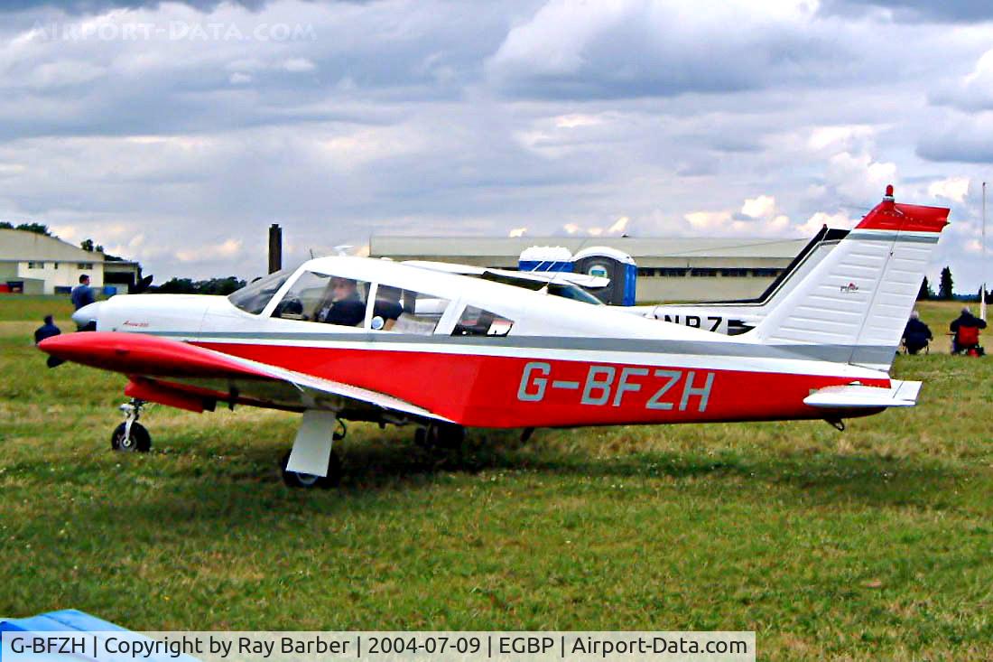 G-BFZH, 1969 Piper PA-28R-200 Cherokee Arrow C/N 28R-35307, Piper PA-28R-200 Cherokee Arrow [28R-35307] Kemble~G 09/07/2004