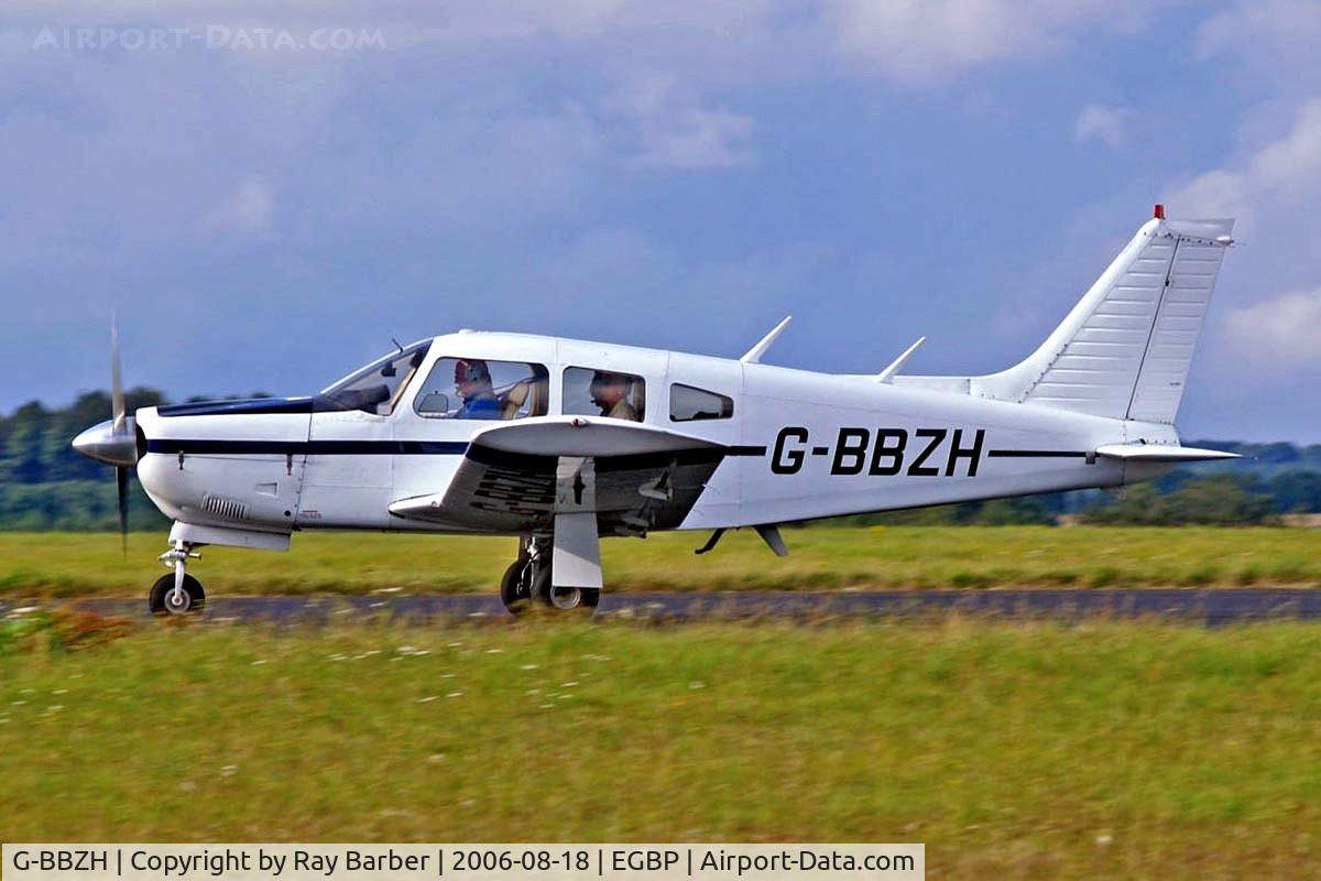 G-BBZH, 1973 Piper PA-28R-200-2 Cherokee Arrow II C/N 28R-7435102, Piper PA-28R-200 Cherokee Arrow ll,[28R-7435102] Kemble~G 18/08/2006