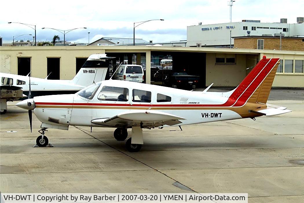 VH-DWT, 1975 Piper PA-28R-200 Cherokee Arrow II C/N 28R-7535004, Piper PA-28R-200 Cherokee Arrow II [28R-7535004] Essendon~VH 20/03/2007