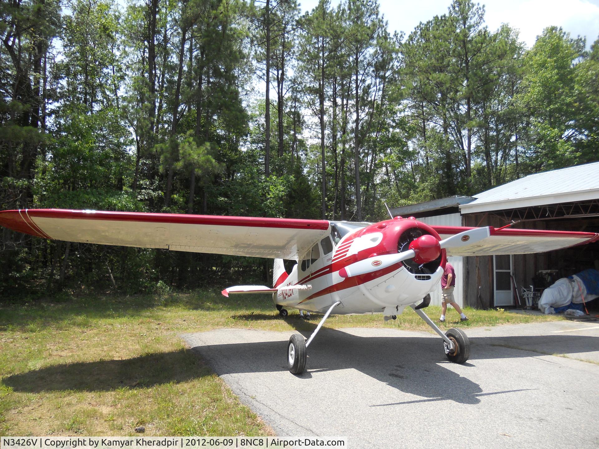 N3426V, 1948 Cessna 190 C/N 7111, Beautiful