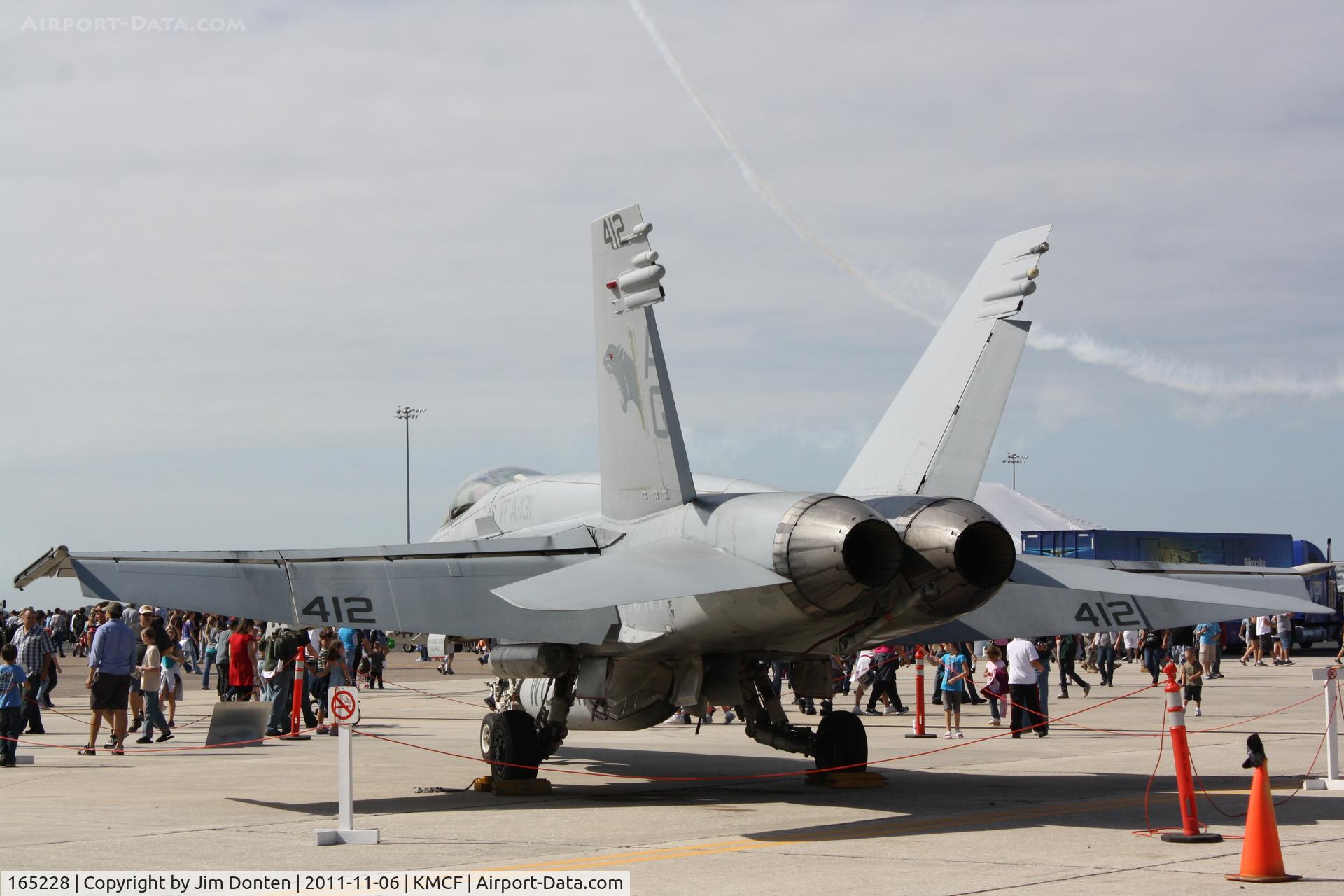 165228, McDonnell Douglas F/A-18C Hornet C/N 1415, F-18 Hornet on display at MacDill Air Fest
