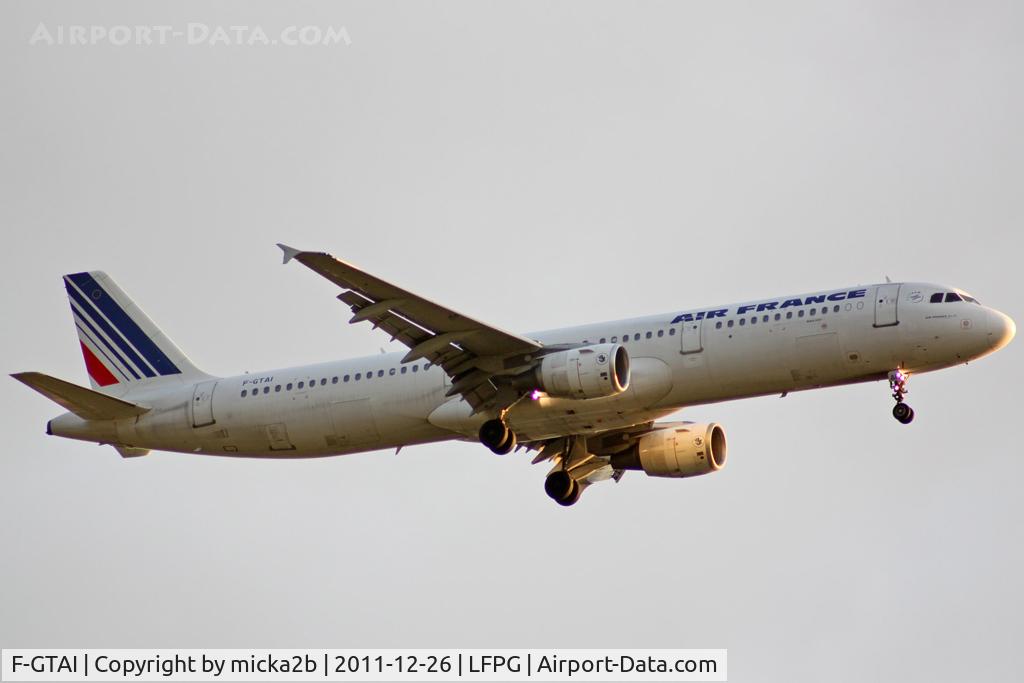 F-GTAI, 2000 Airbus A321-211 C/N 1299, Landing