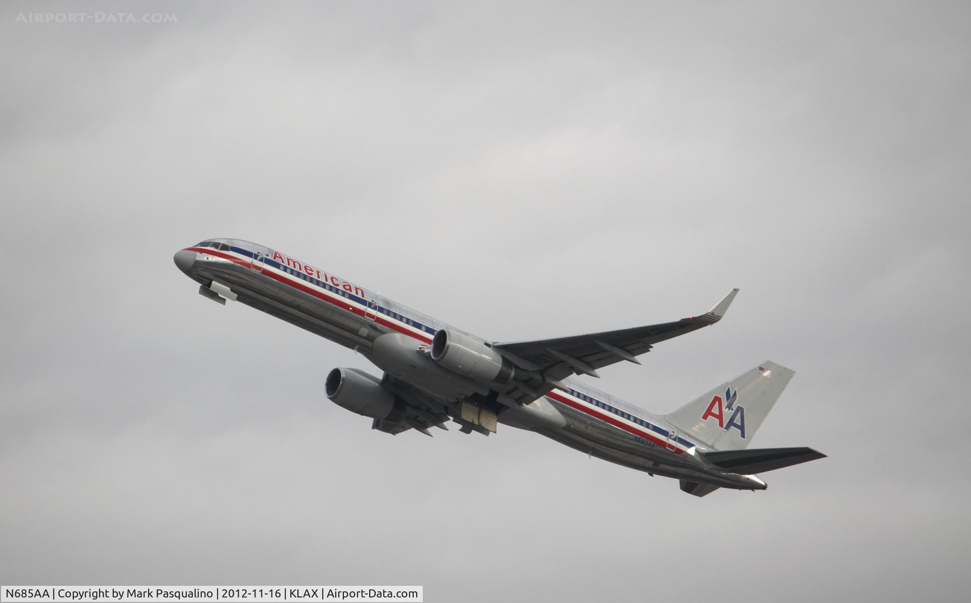 N685AA, 1992 Boeing 757-223 C/N 25342, Boeing 757-200