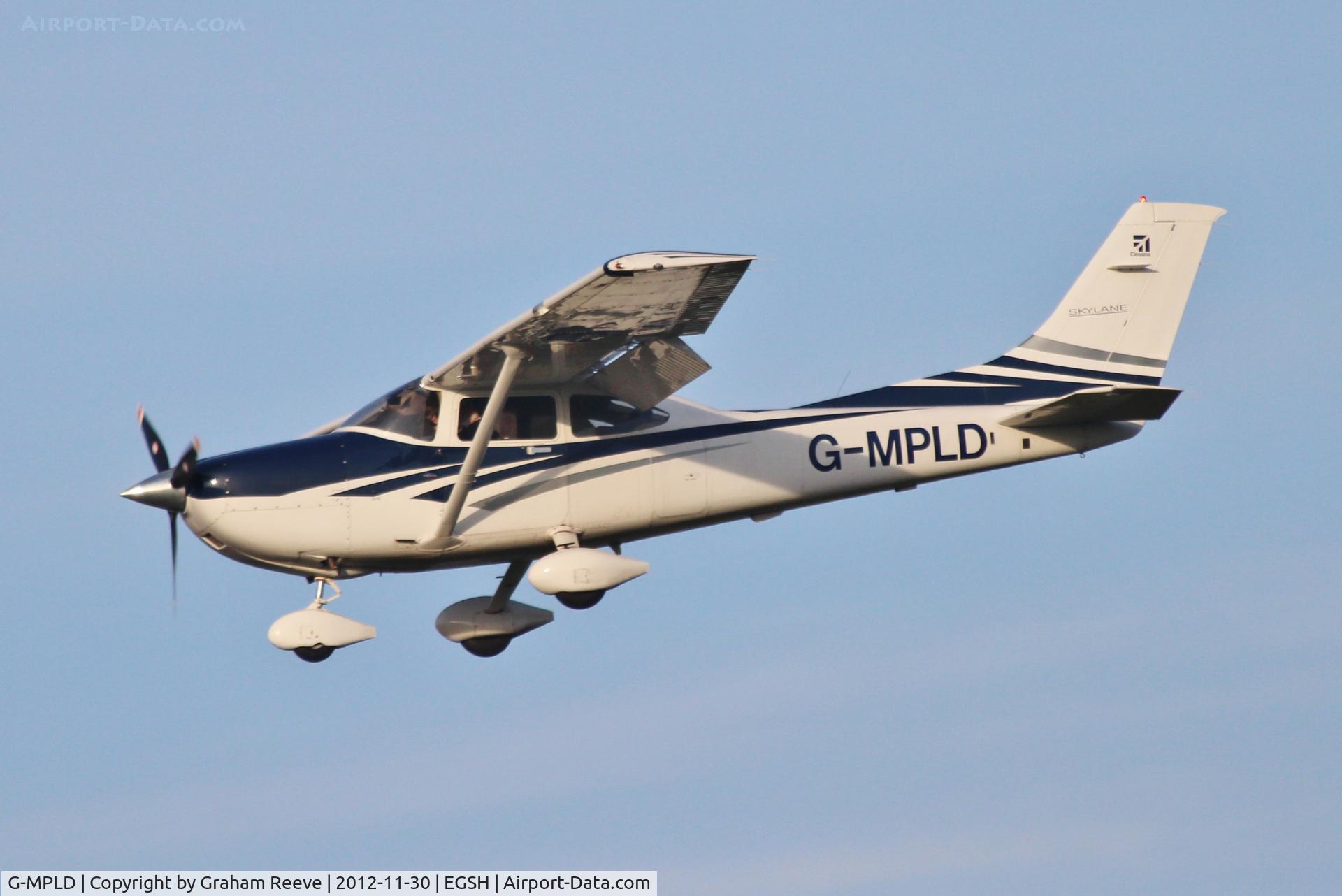 G-MPLD, 2006 Cessna 182T Skylane Skylane C/N 18281788, About to land at Norwich.