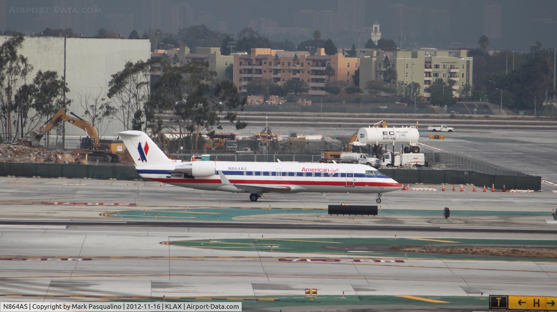 N864AS, 2001 Bombardier CRJ-200ER (CL-600-2B19) C/N 7502, CL-600-2B19
