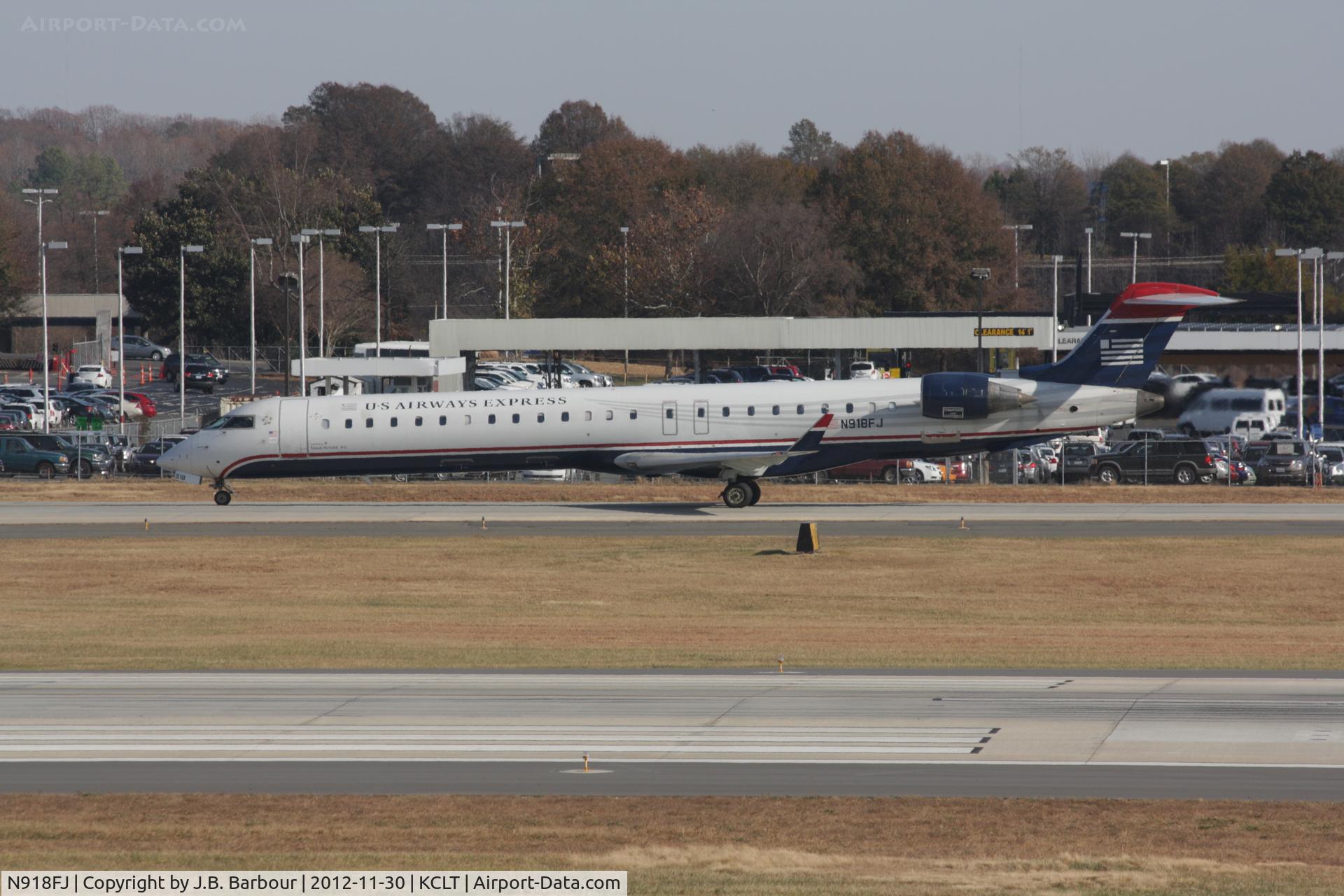 N918FJ, 2004 Bombardier CRJ-900ER (CL-600-2D24) C/N 15018, Charlotte, NC