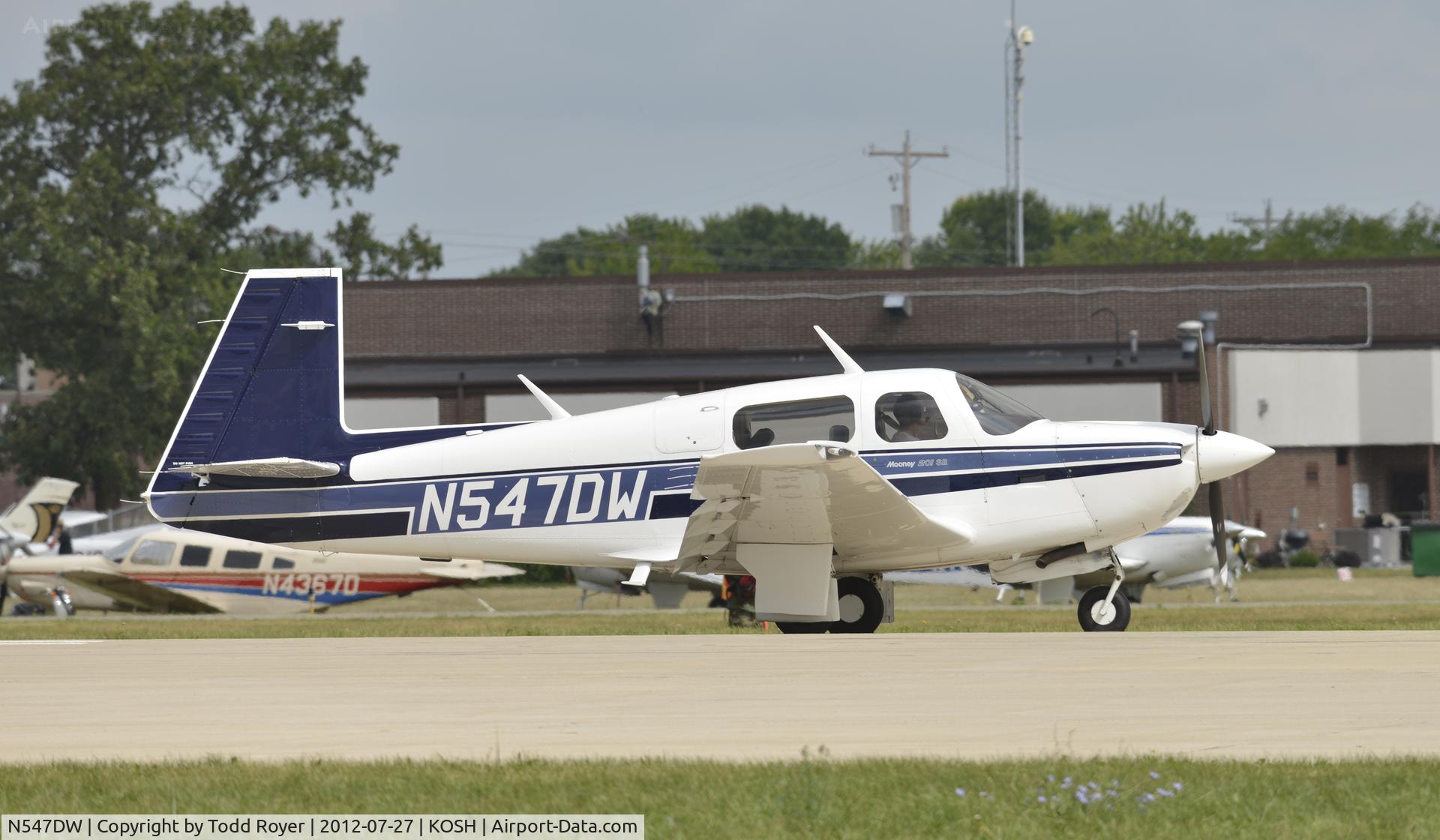 N547DW, 1989 Mooney M20J 201 C/N 24-3134, Airventure 2012