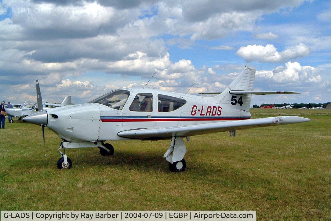G-LADS, 1977 Rockwell Commander 114 C/N 14314, Rockwell Commander 114 [14314] Kemble~G 09/07/2004