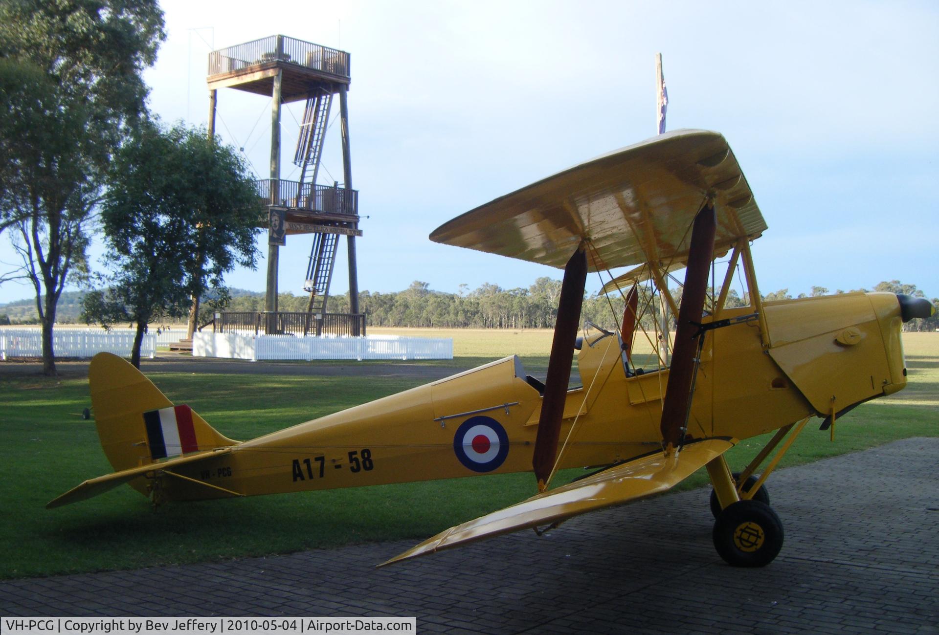 VH-PCG, 1940 De Havilland Australia DH-82A Tiger Moth C/N DHA55, VH-PCG at Luskintyre NSW