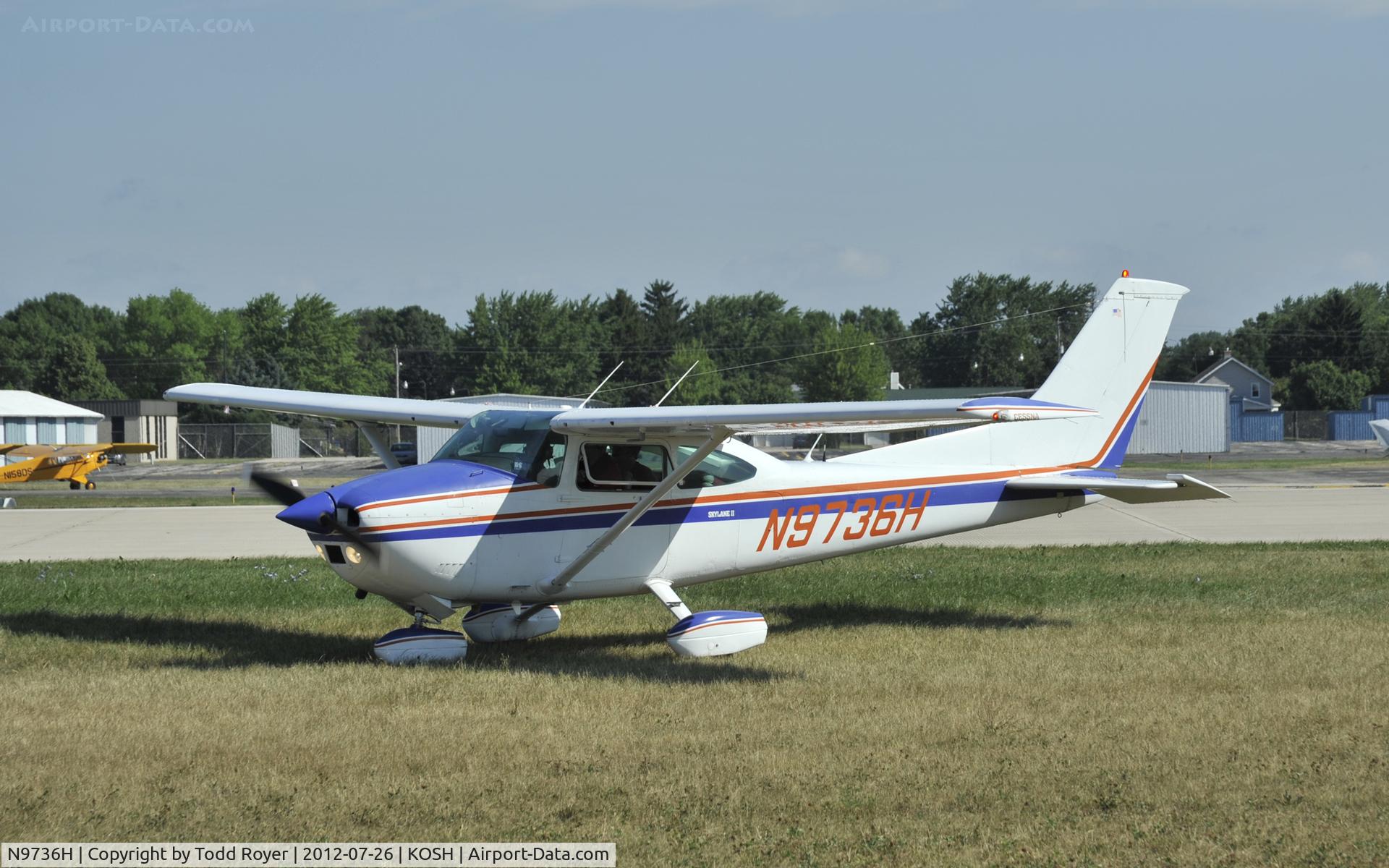 N9736H, 1981 Cessna 182R Skylane C/N 18267983, Airventure 2012