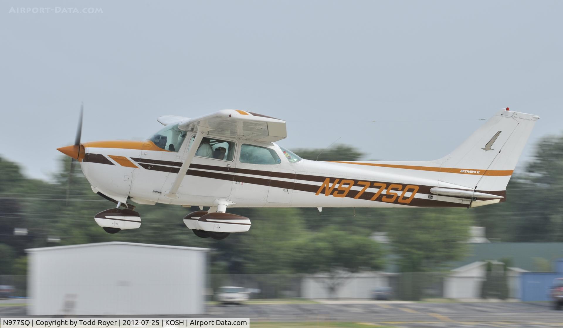 N977SQ, 1979 Cessna 172N C/N 17272303, Airventure 2012