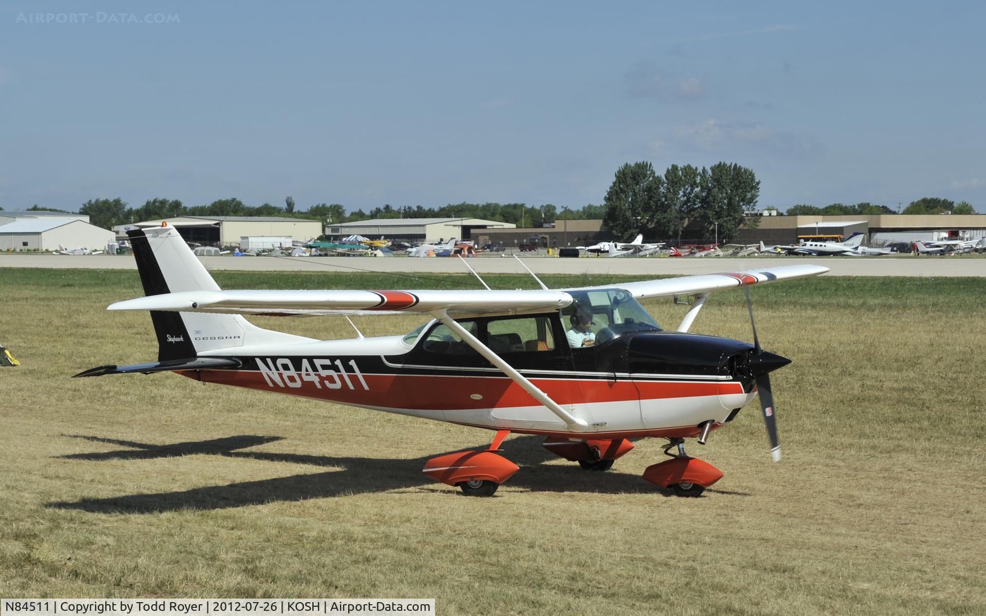 N84511, 1969 Cessna 172K Skyhawk C/N 17258504, Airventure 2012
