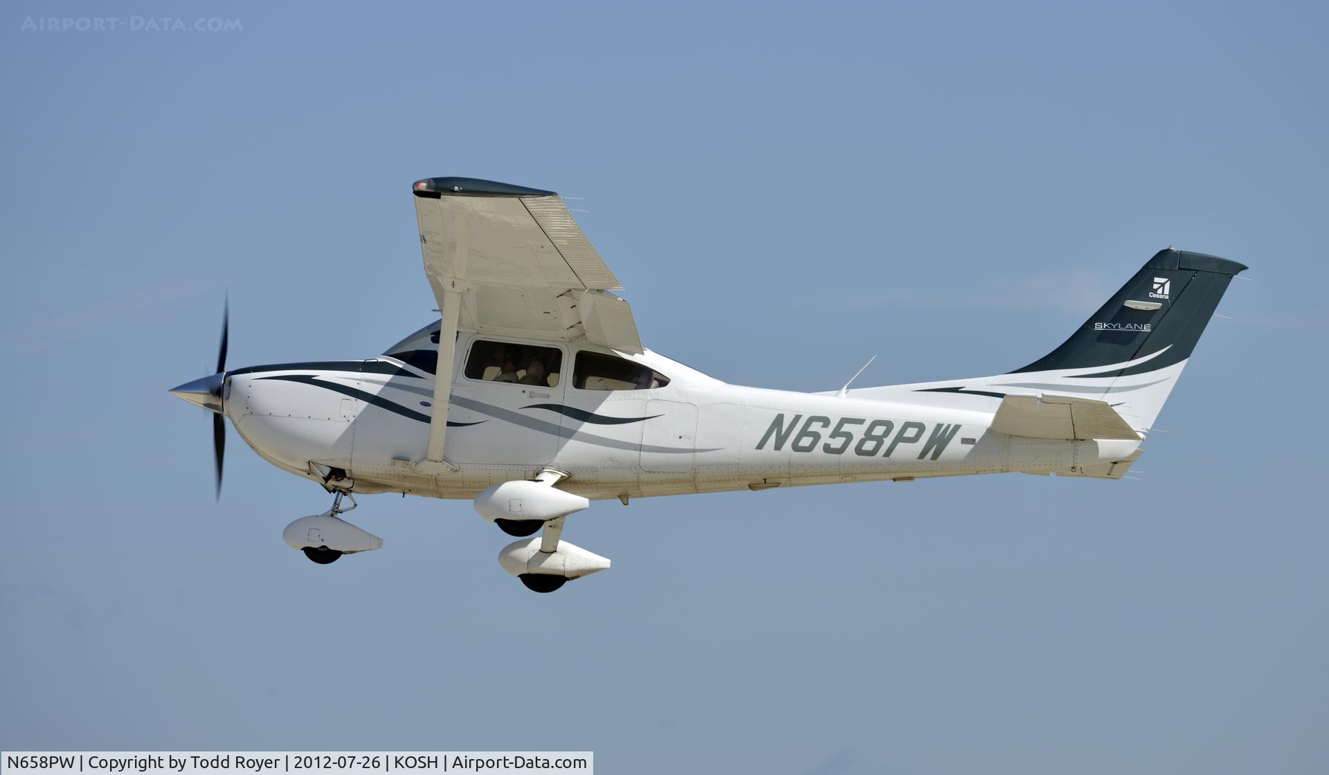 N658PW, 2008 Cessna 182T Skylane C/N 18282098, Airventure 2012