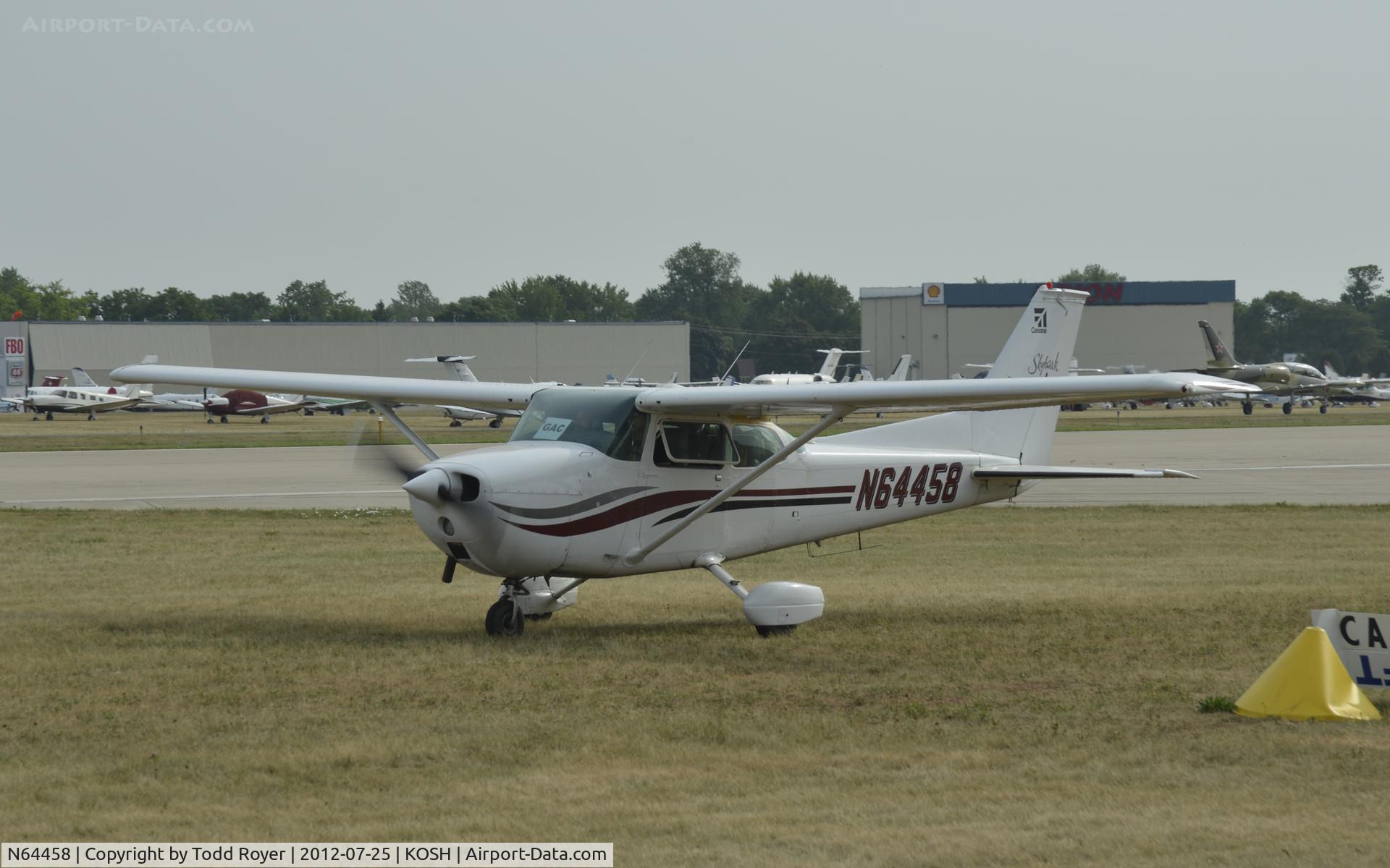 N64458, 1975 Cessna 172M C/N 17265245, Airventure 2012