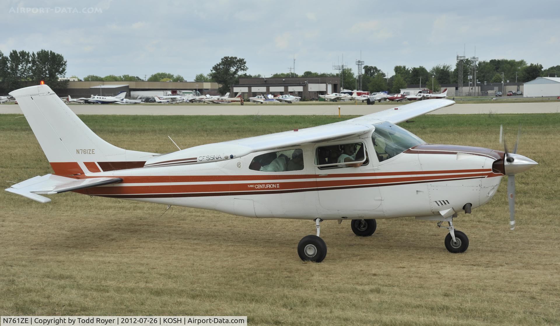 N761ZE, 1978 Cessna T210M Turbo Centurion C/N 21062642, Airventure 2012