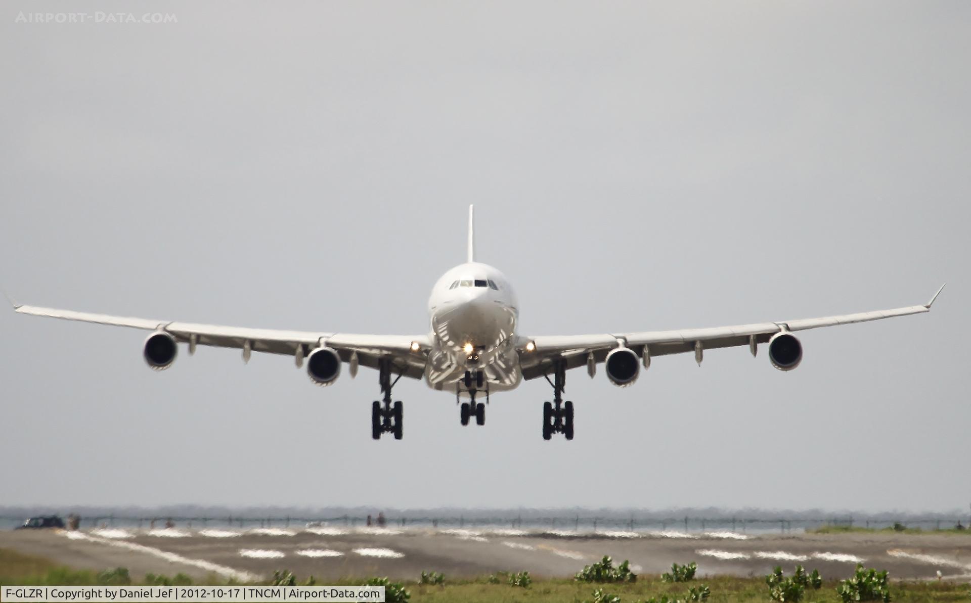 F-GLZR, 1999 Airbus A340-313X C/N 307, F-GLZR