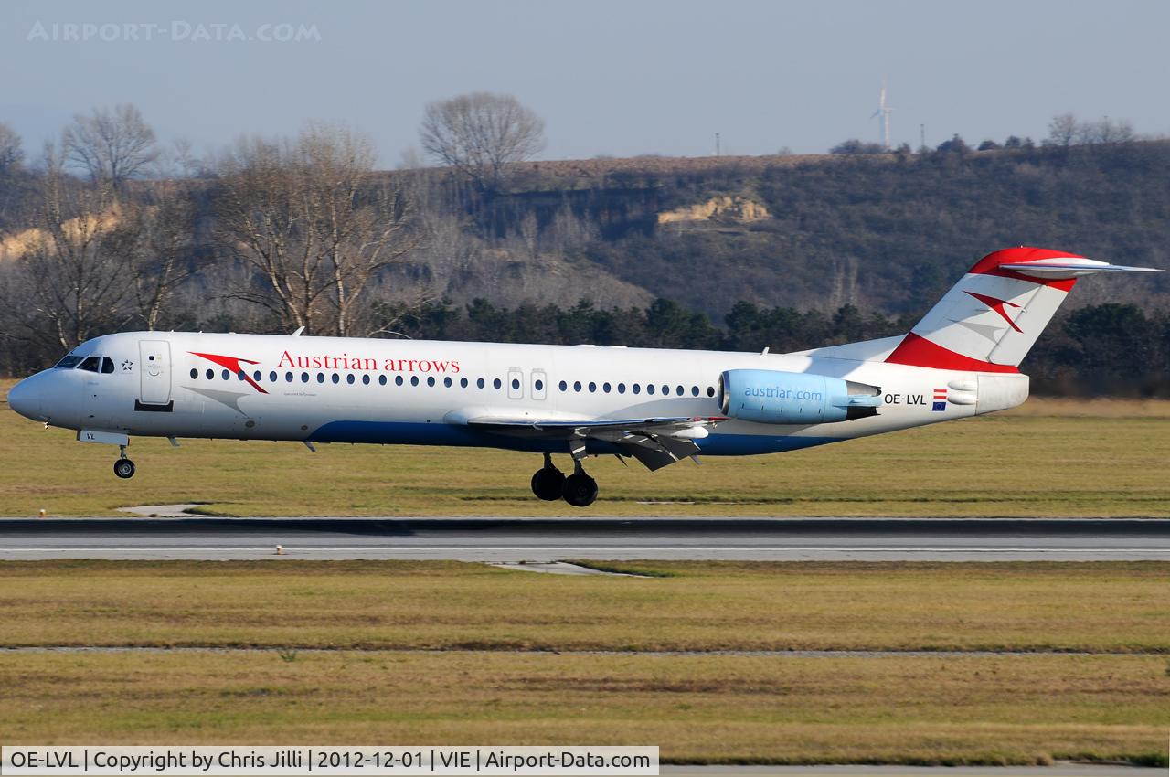 OE-LVL, 1992 Fokker 100 (F-28-0100) C/N 11404, Austrian arrows
