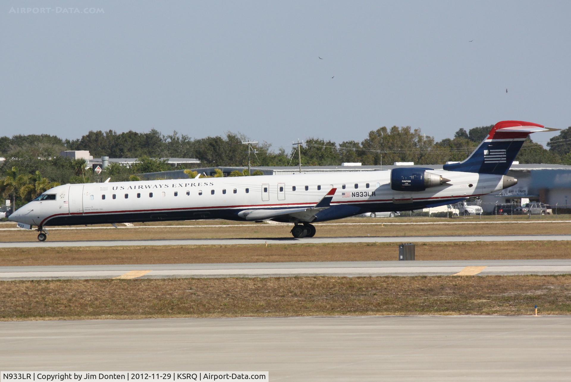 N933LR, 2005 Bombardier CRJ-900ER (CL-600-2D24) C/N 15033, US Air Flight 2678 operated by Mesa (N933LR) departs Sarasota-Bradenton International Airport enroute to Charlotte-Douglas International Airport