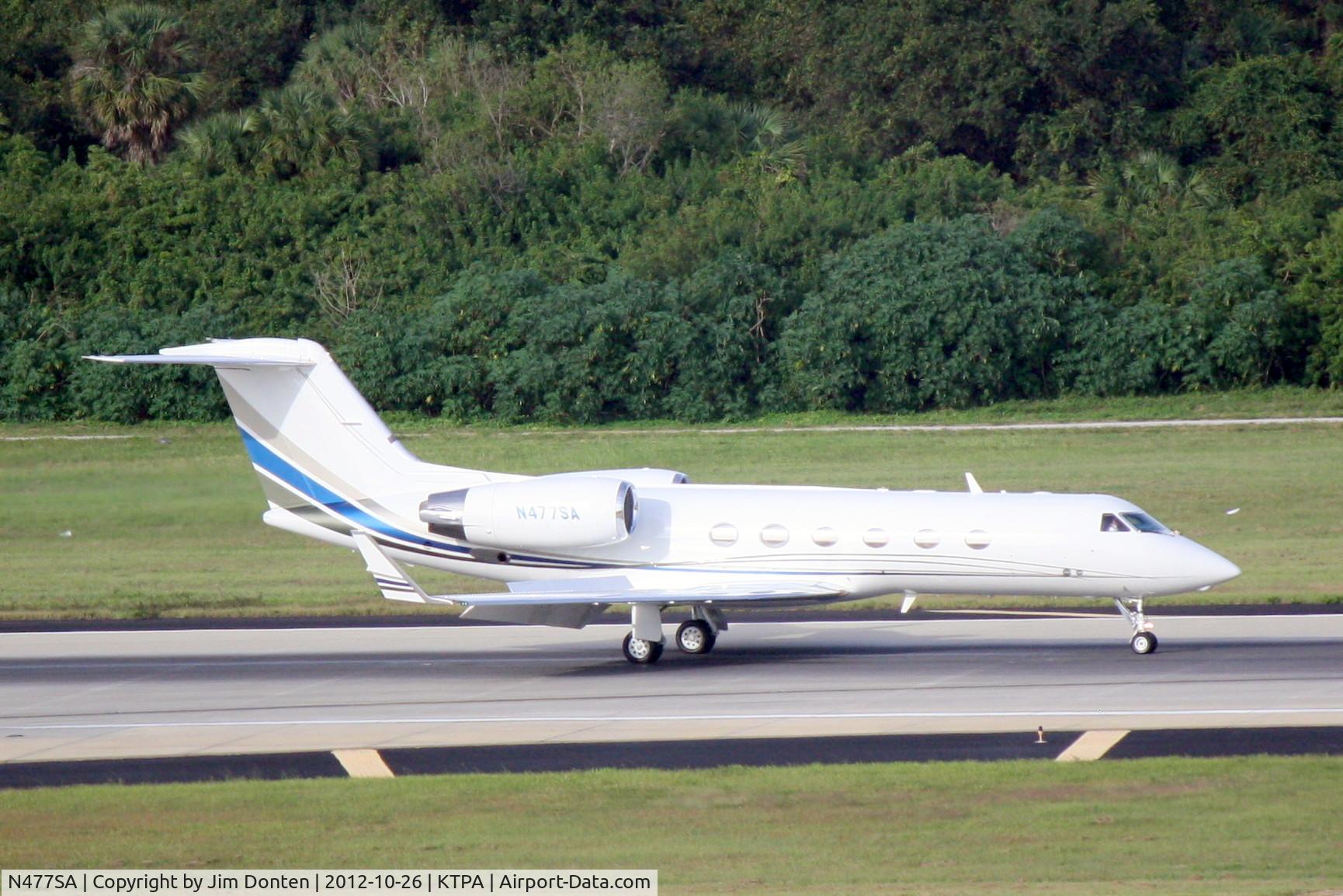 N477SA, 2004 Gulfstream Aerospace G-IV (G400) C/N 1529, Gulfstream IV (N477SA) arrives at Tampa International Airport