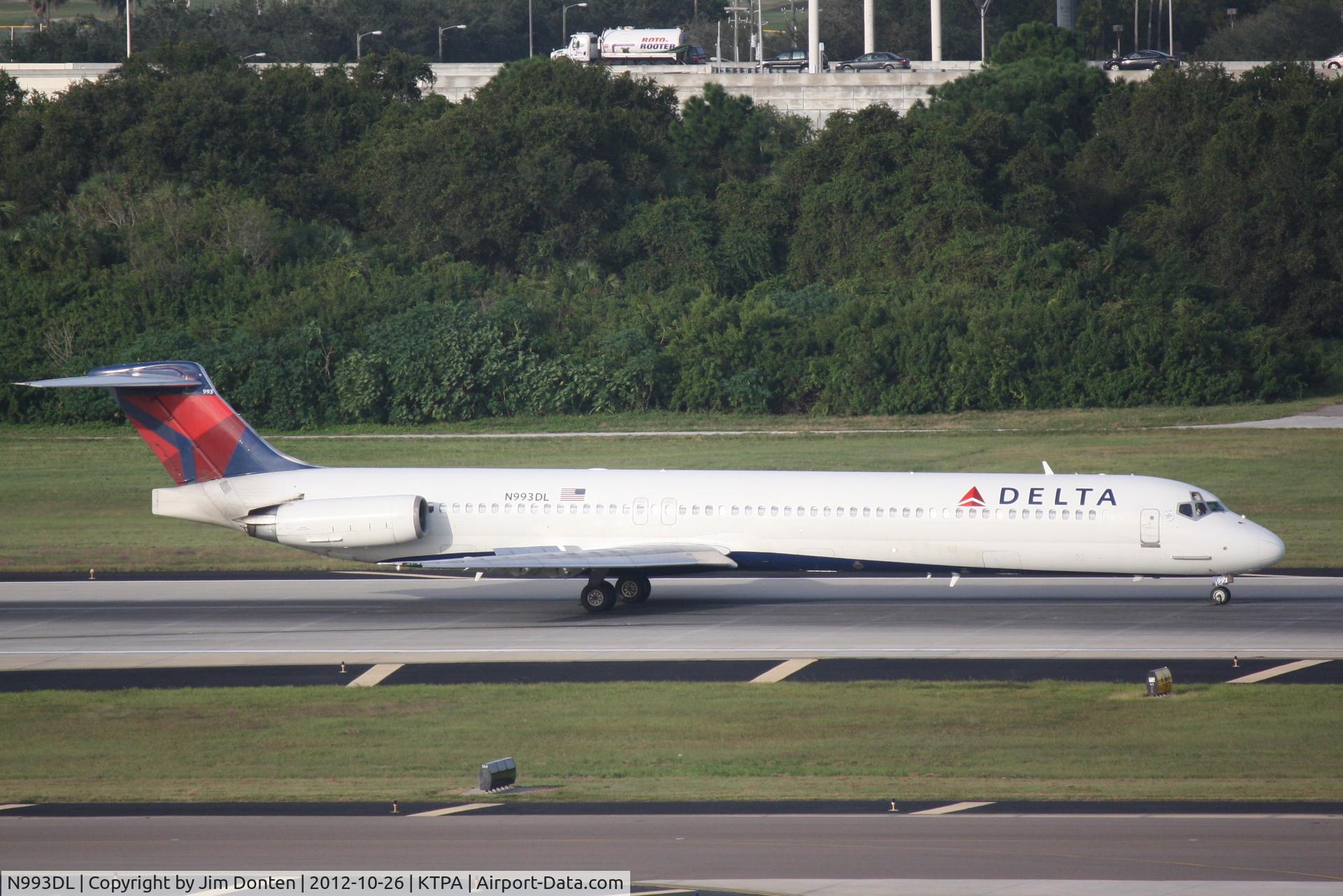 N993DL, 1991 McDonnell Douglas MD-88 C/N 53345, Delta Flight 2280 (N993DL) arrives at Tampa International Airport following a flight from LaGuardia Airport